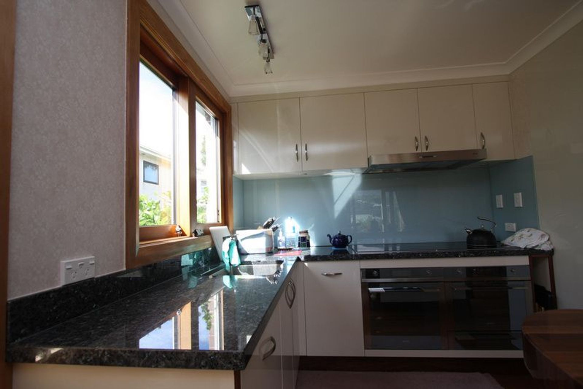 Another side of the kitchen