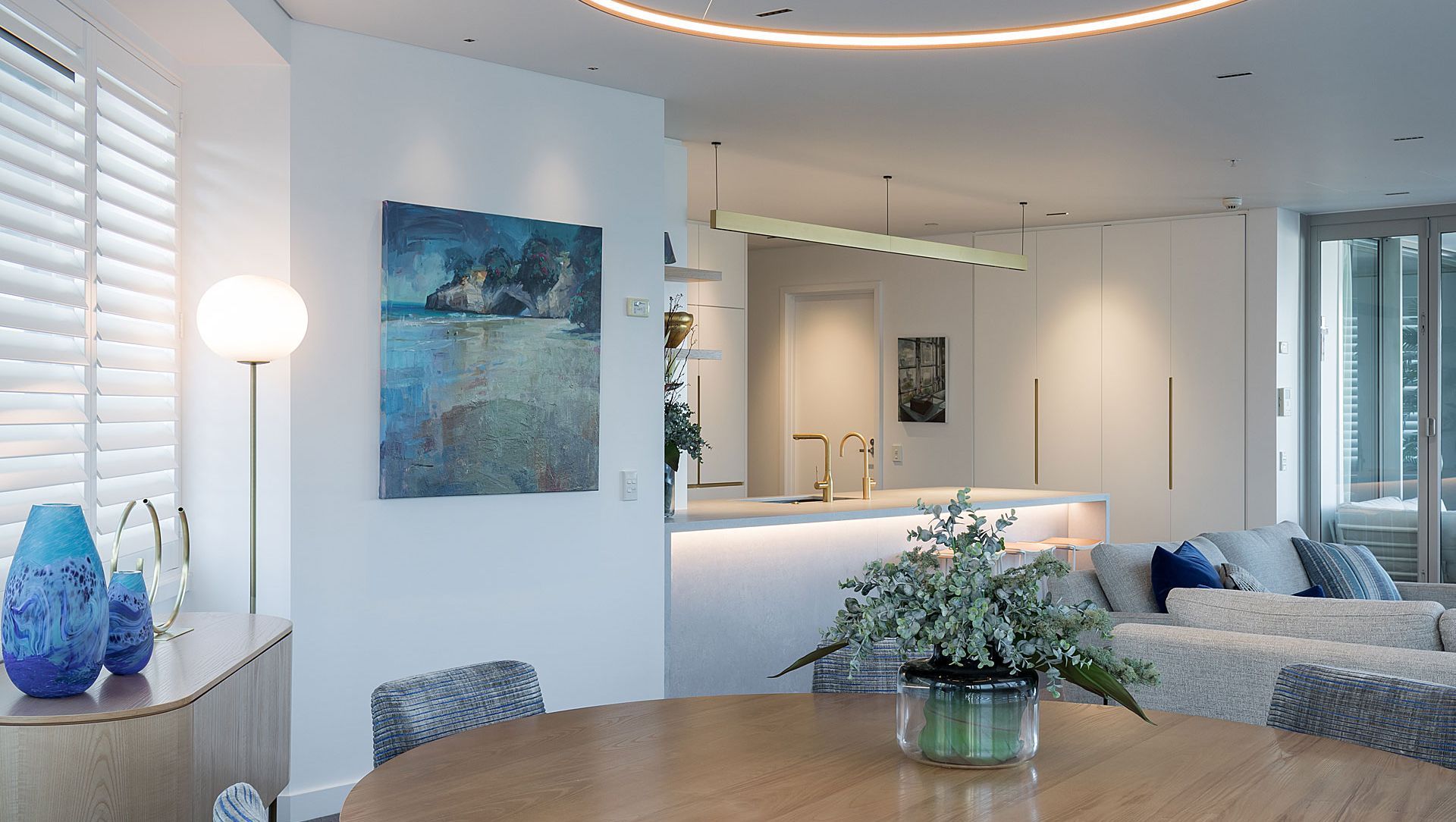 City apartment kitchen banner