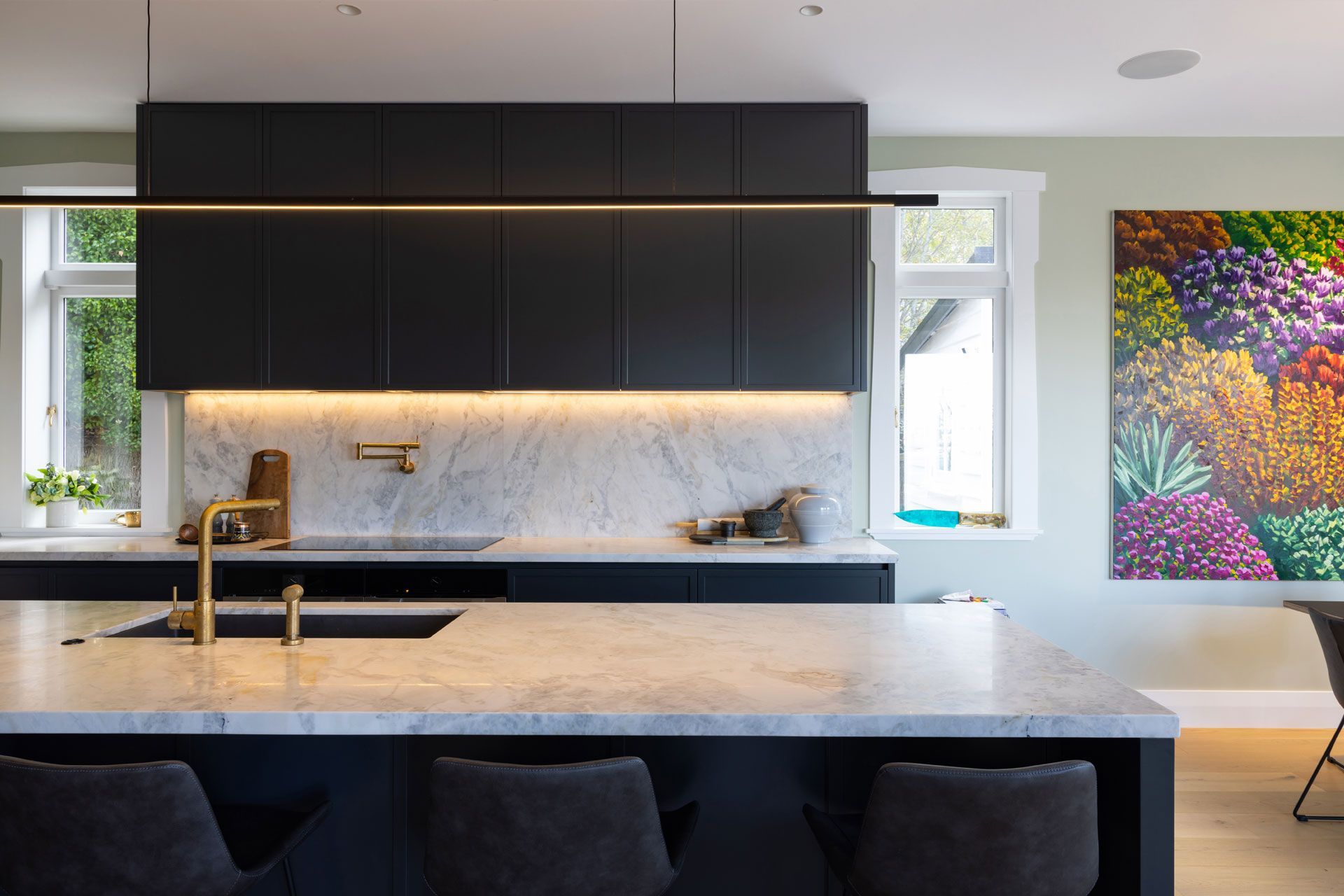 NeoDesigncustomkitchenrenovationdesignerAucklandshakerdark-greymarble2.jpg