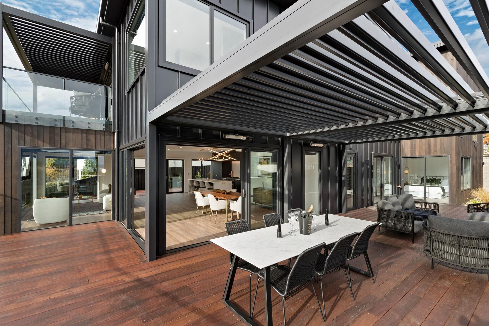 Year-Round Outdoor Spaces and Viewing Pleasure