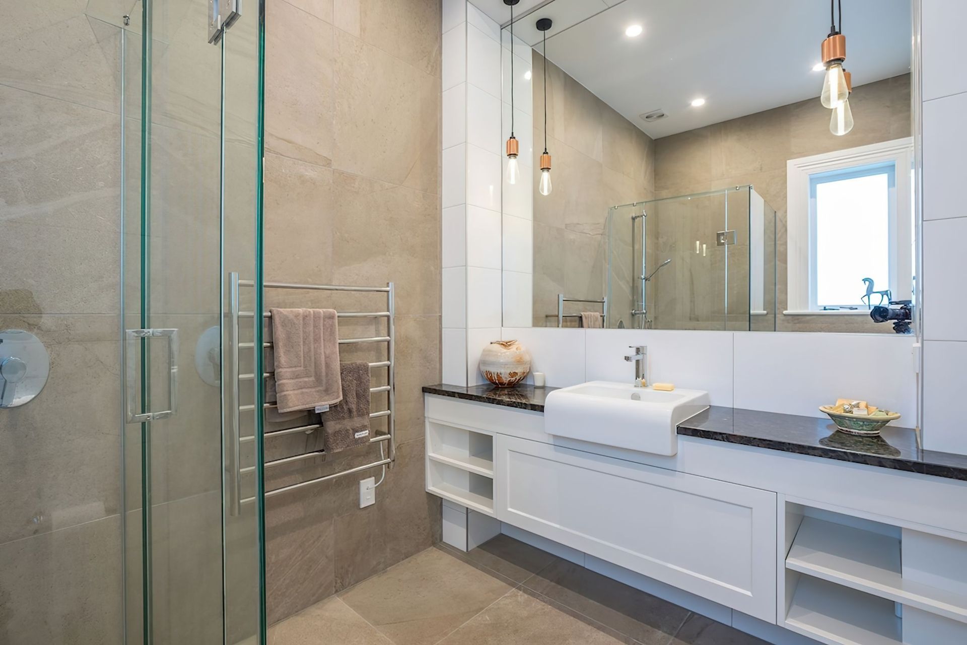 2017 House Of The Year, Parnell