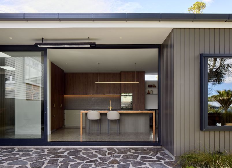 Something Borrowed, Something Green