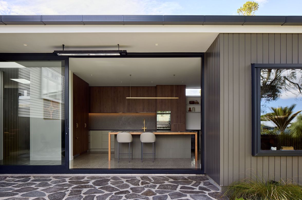 Something Borrowed, Something Green