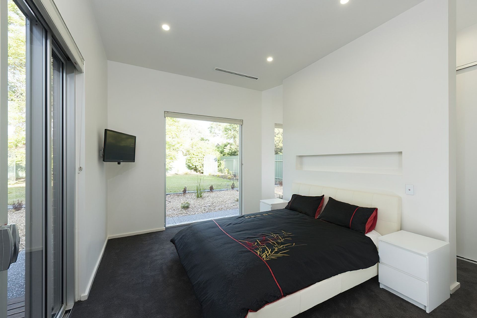 Rear Addition Hawthorn