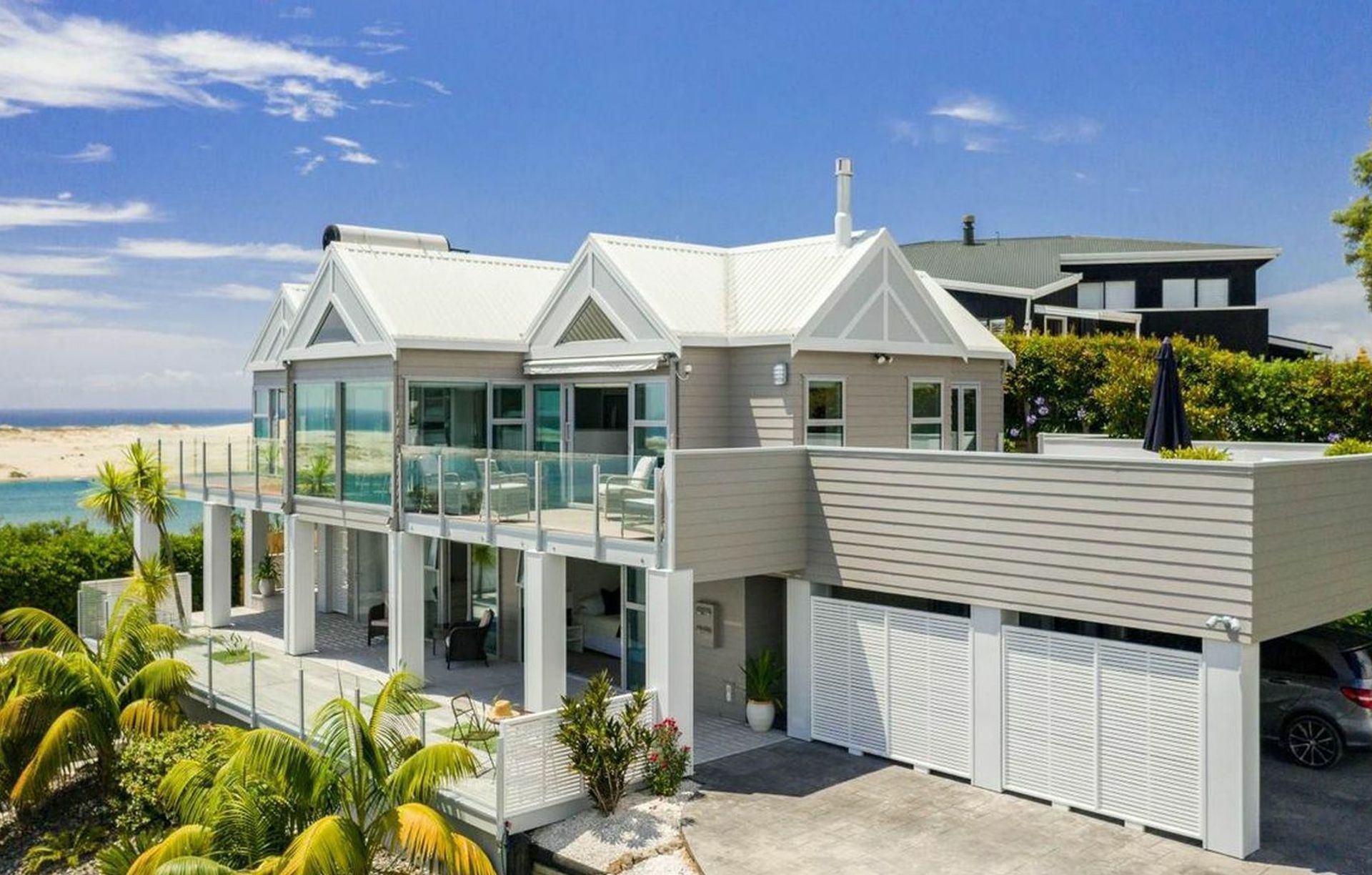 Mangawhai Heads 80's Beach House Renovation