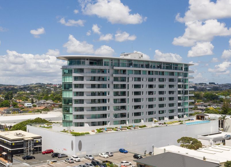 The Nautilus, Orewa Beach
