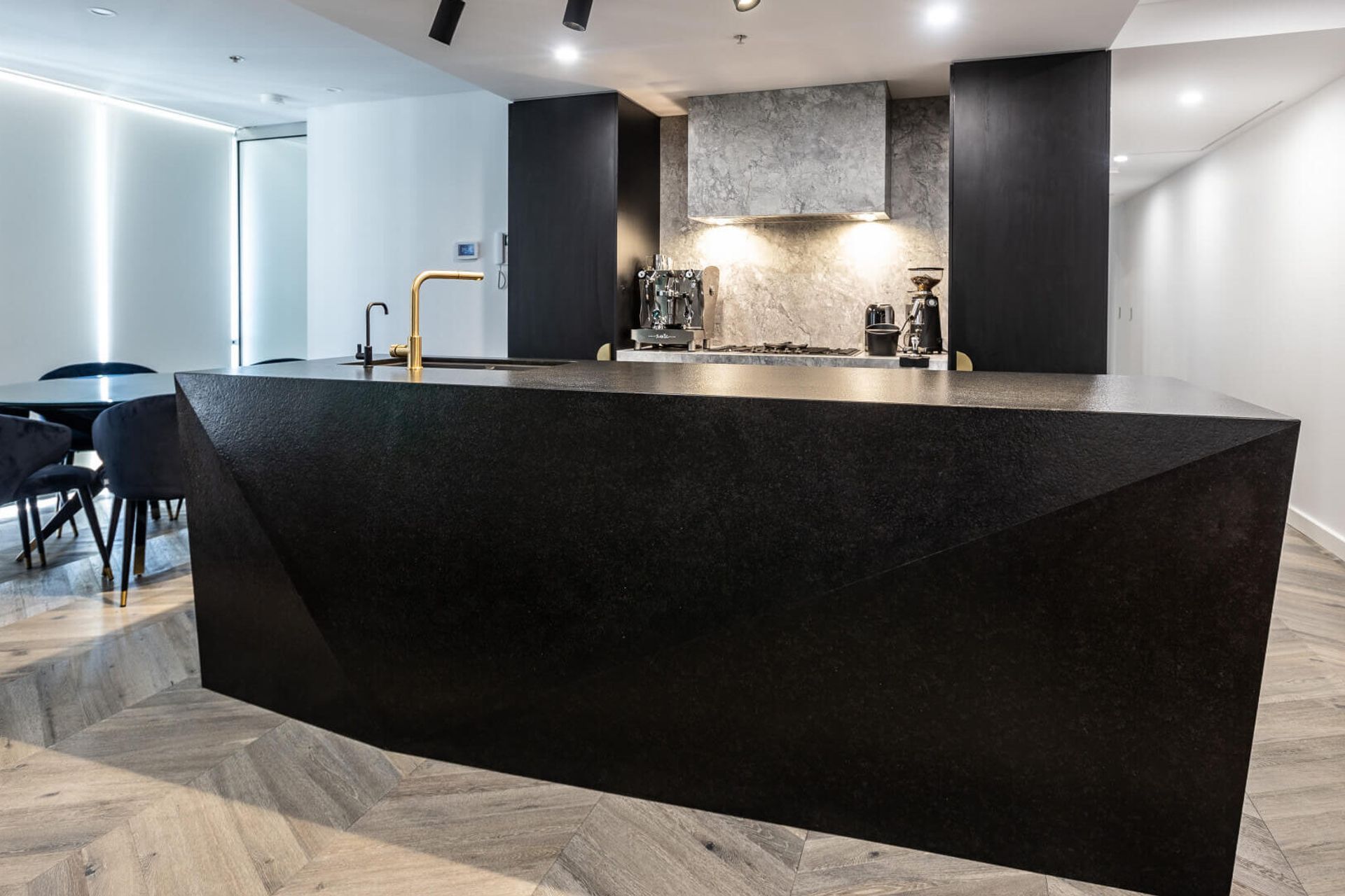 Riverside Esplanade, Docklands