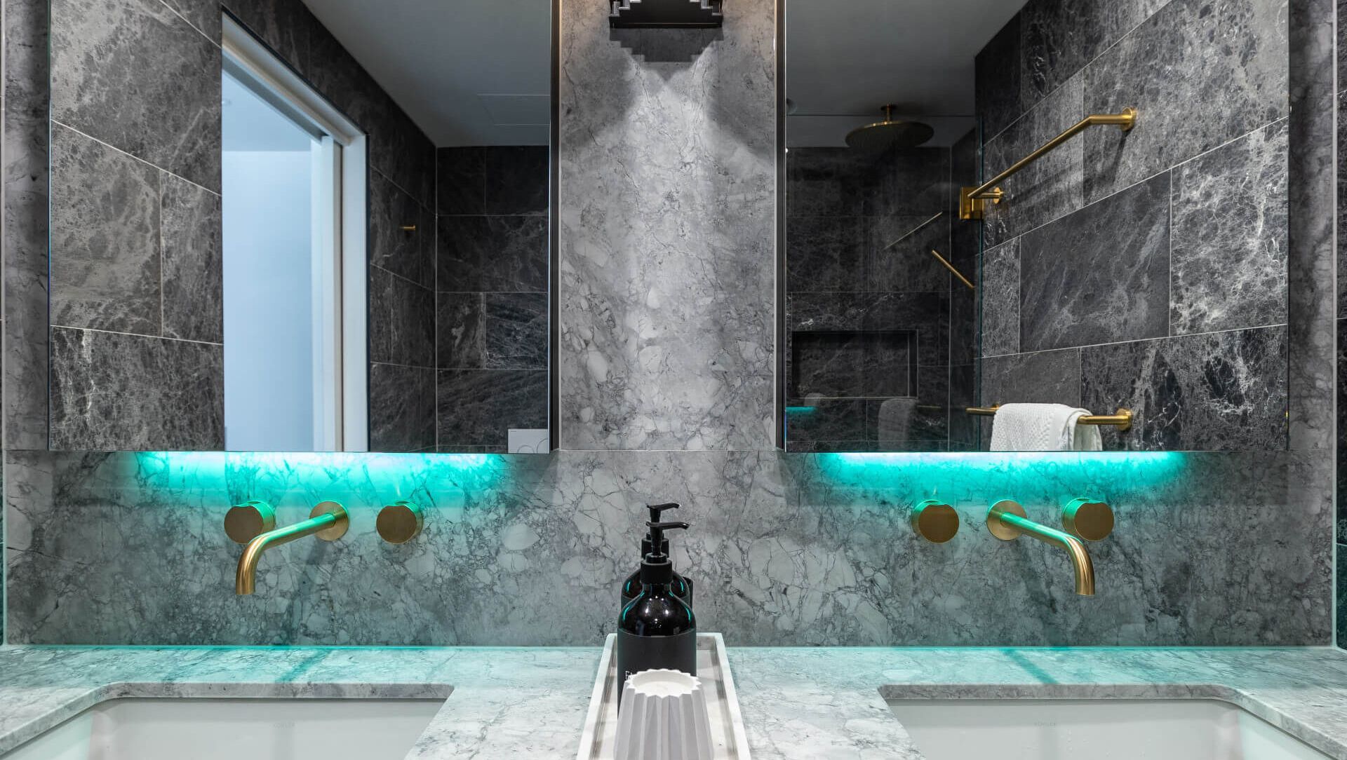 Riverside Esplanade, Docklands banner