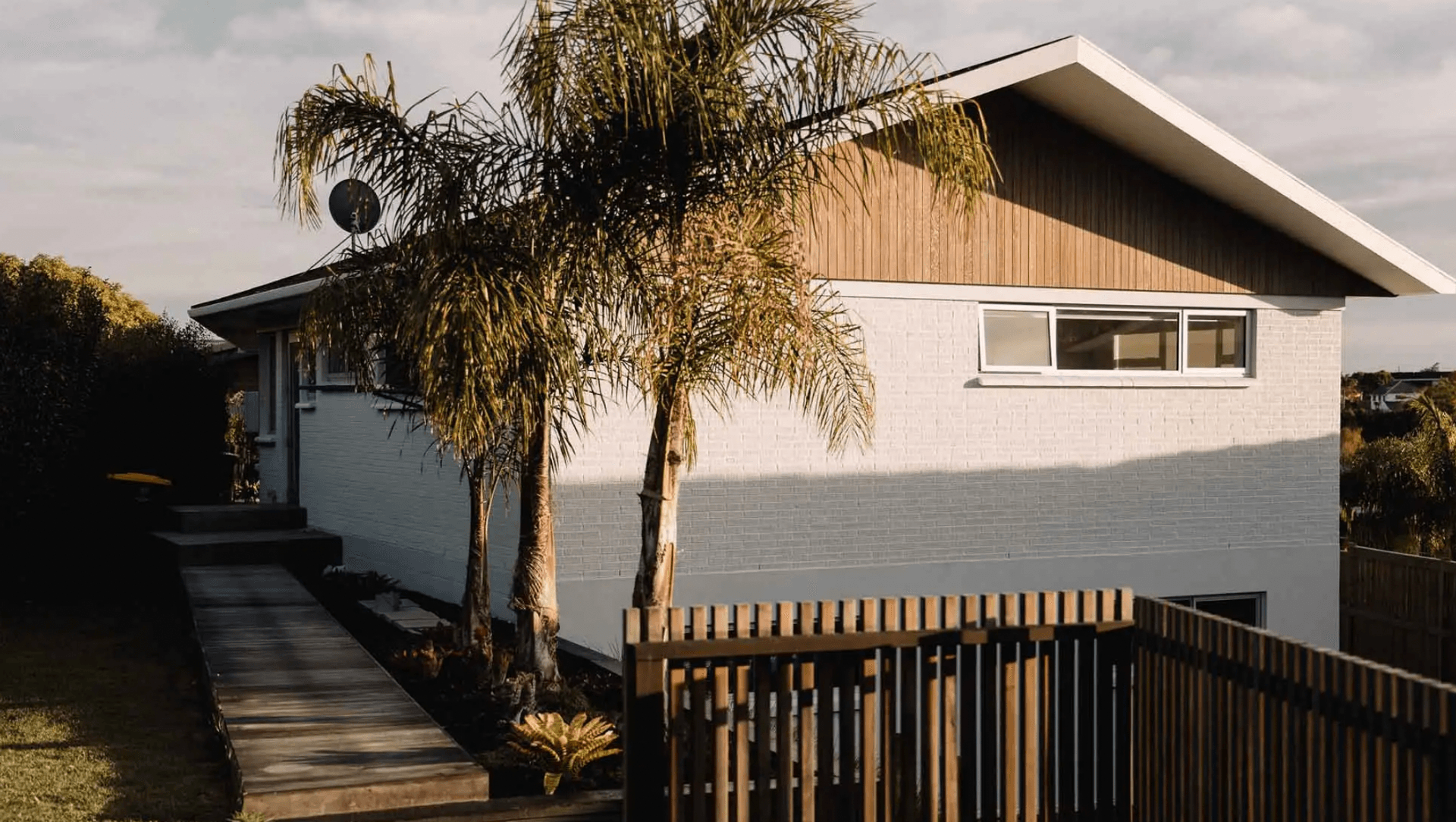 Pickwick Parade banner