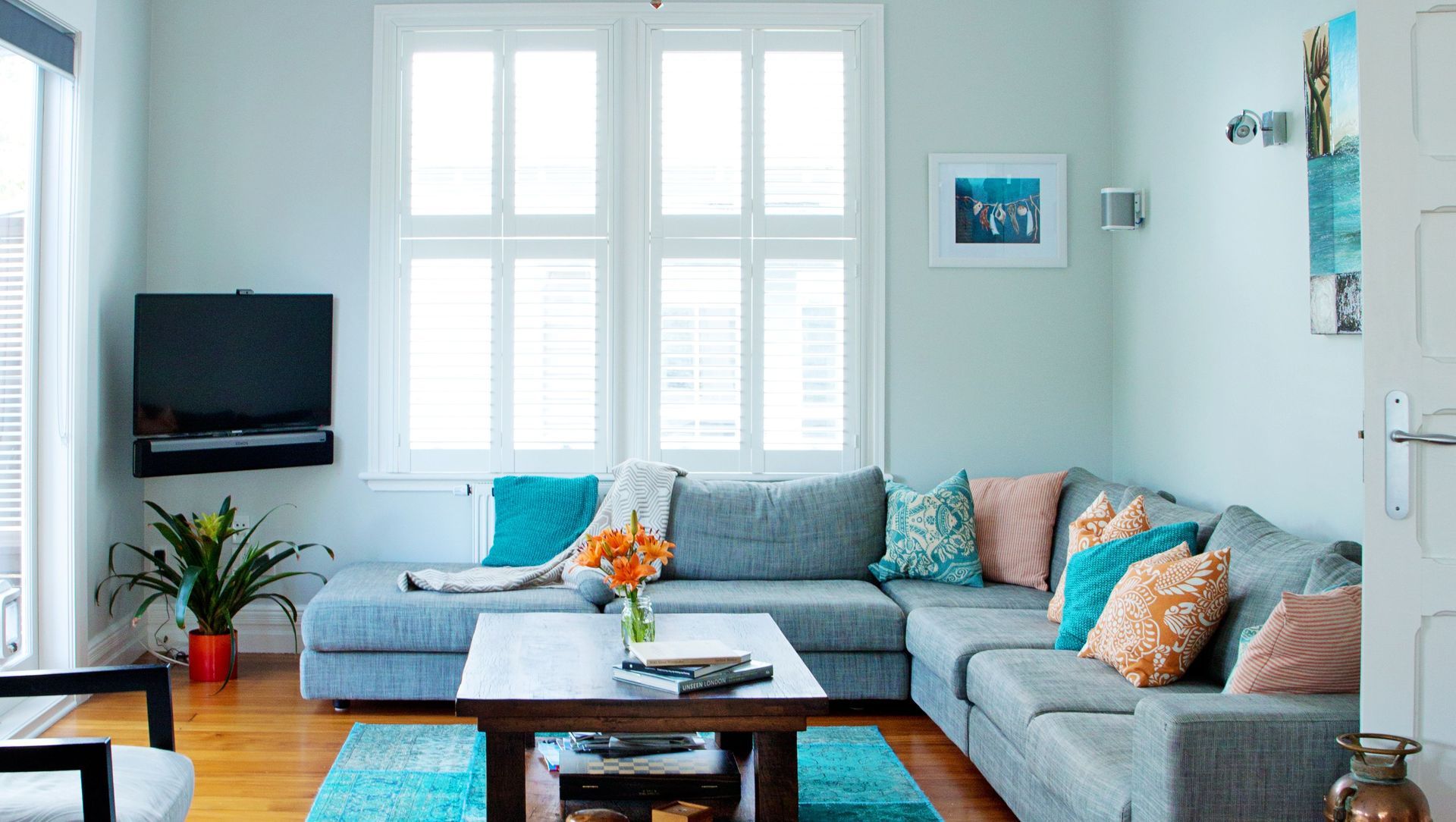 Auckland house banner