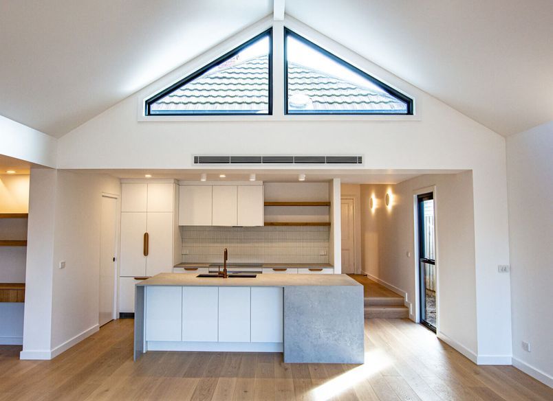 Smith Street, Thornbury