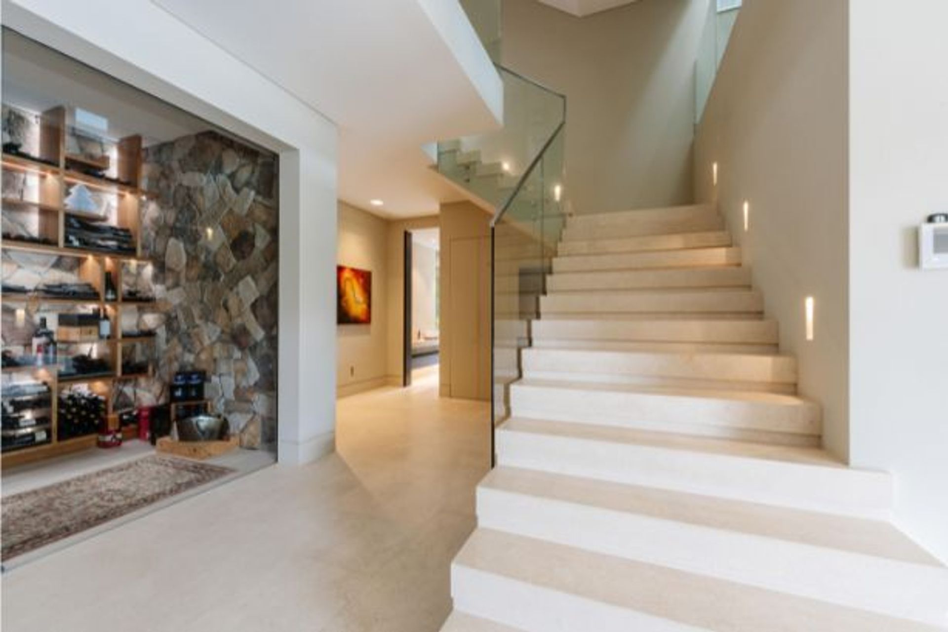 Crema Vialle Limestone Honed