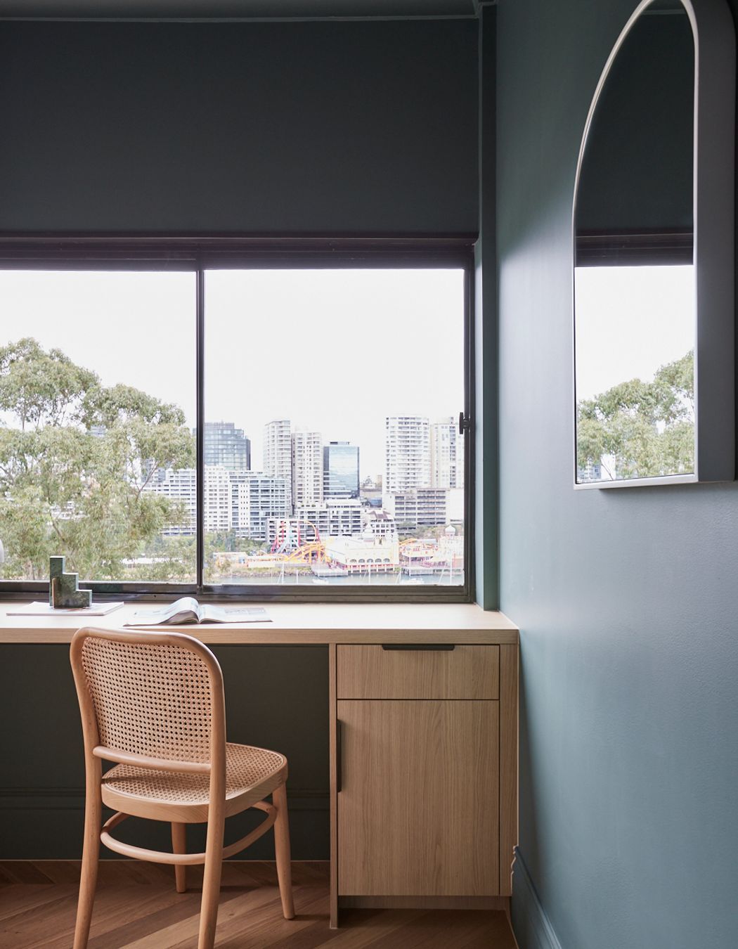 McMahons Point Apartment