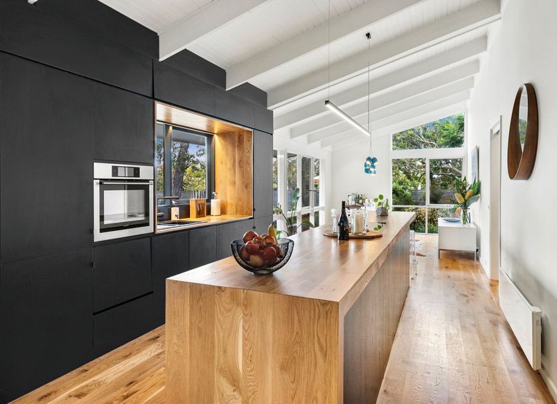 This is Larry, Barwon Heads