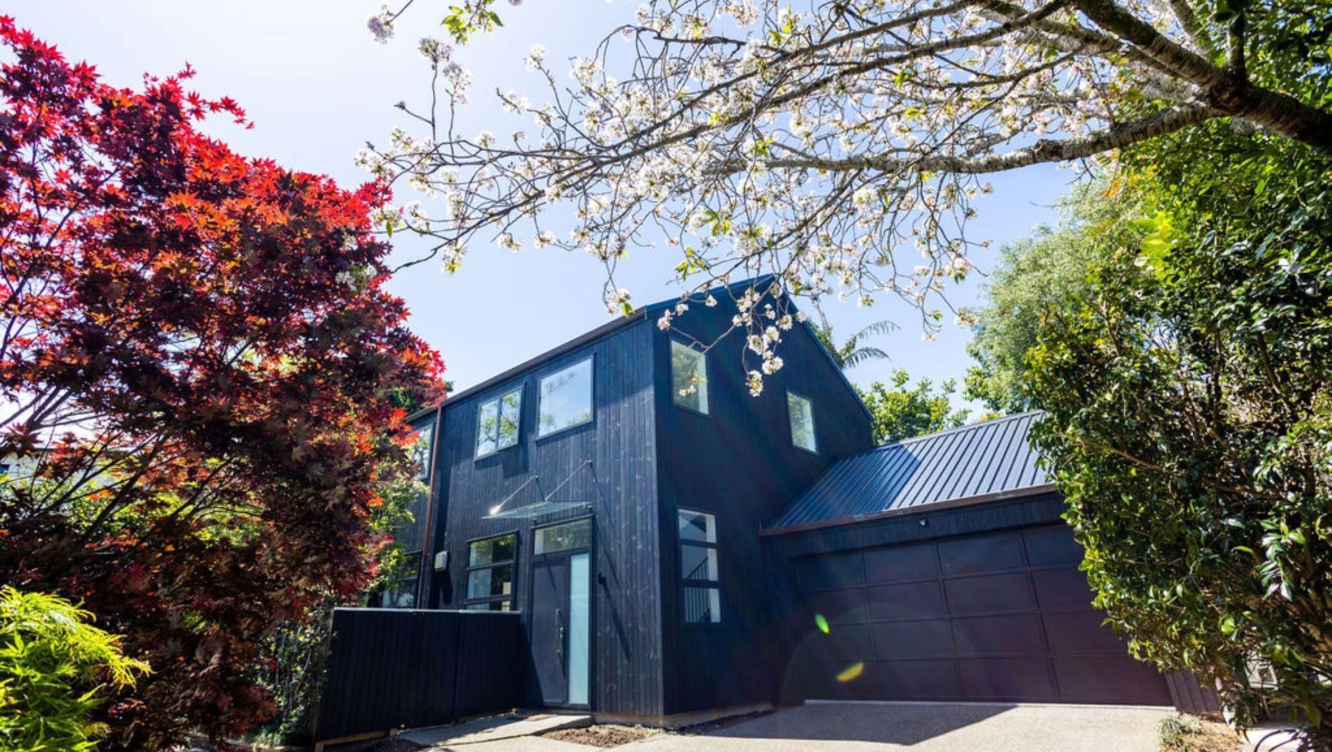 Reclad and Full Interior House makeover banner