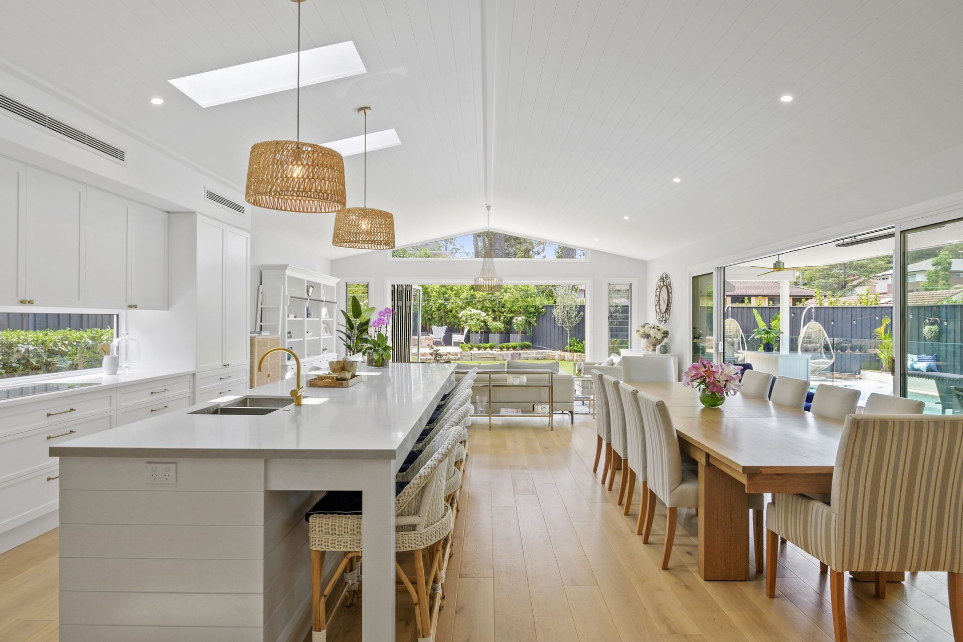 ##^^Holland, North Epping