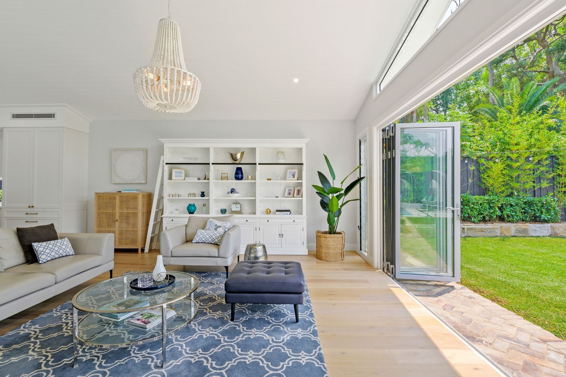 ##^^Holland, North Epping