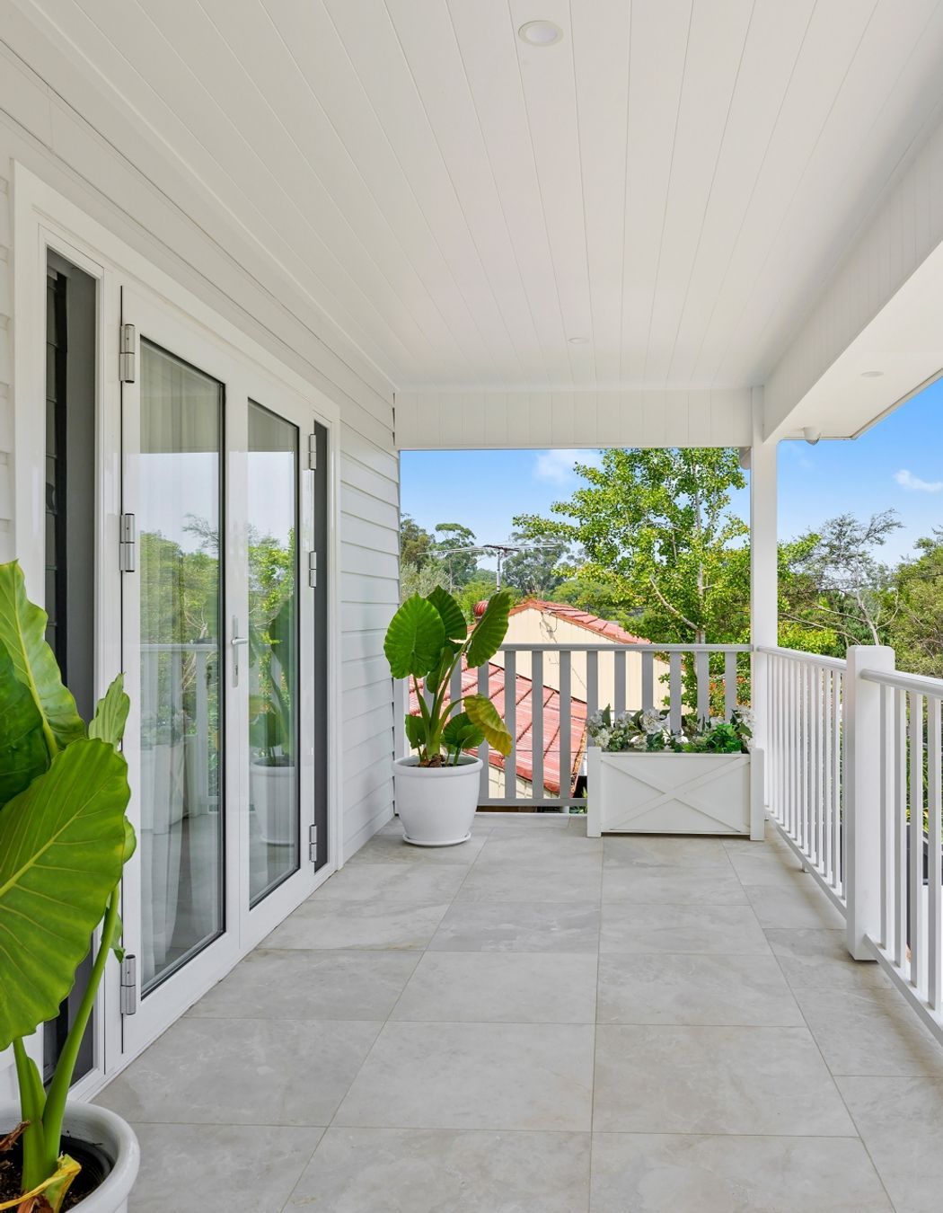 ##^^Holland, North Epping