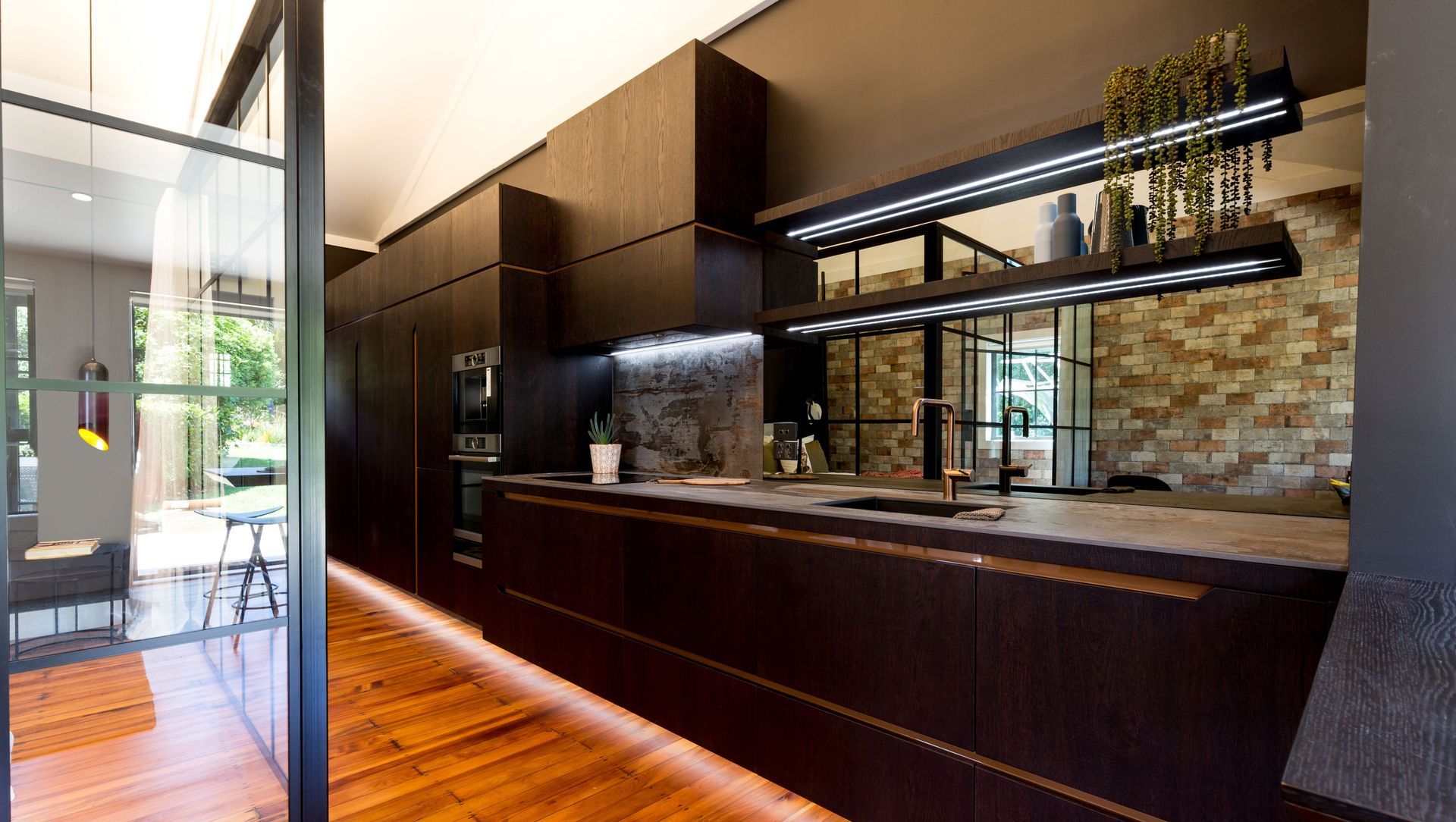 Industrial Moa Apartment banner