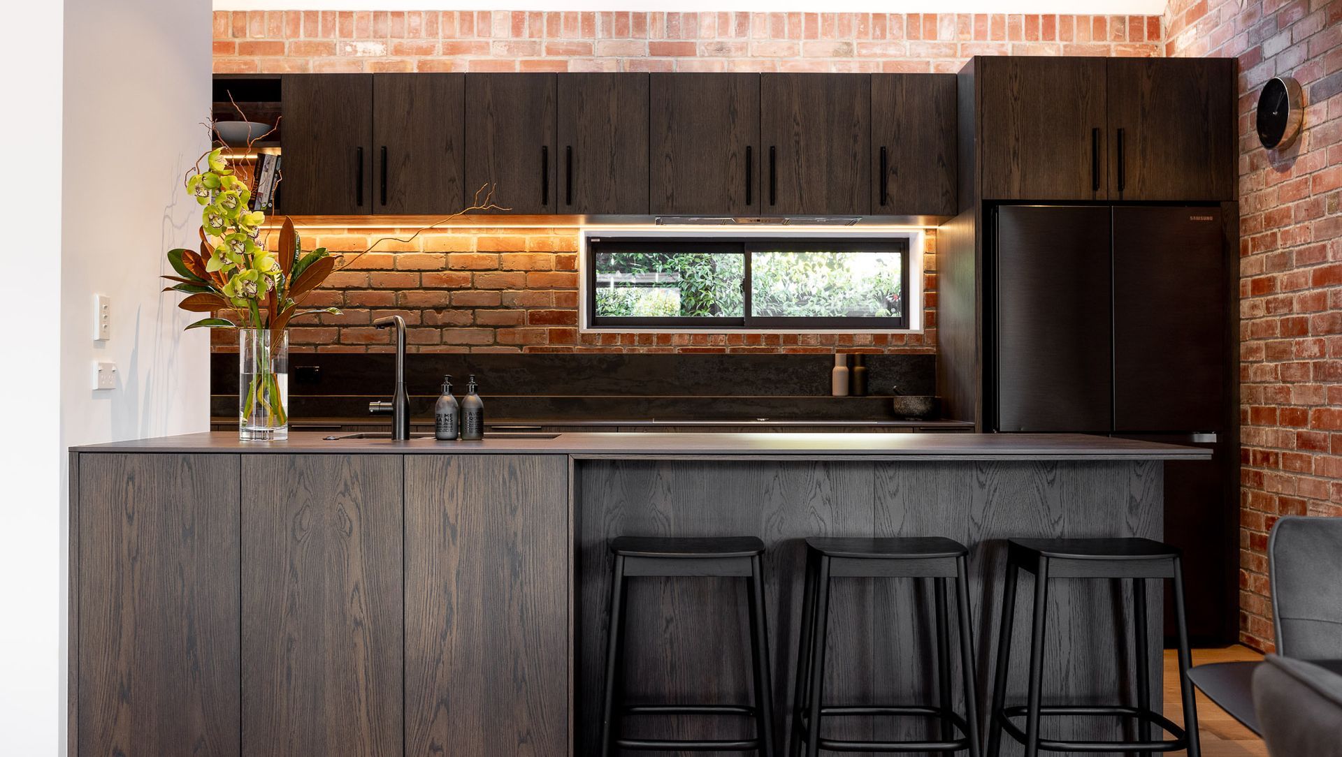 Dekton Transforms a Keen Cook’s Kitchen banner