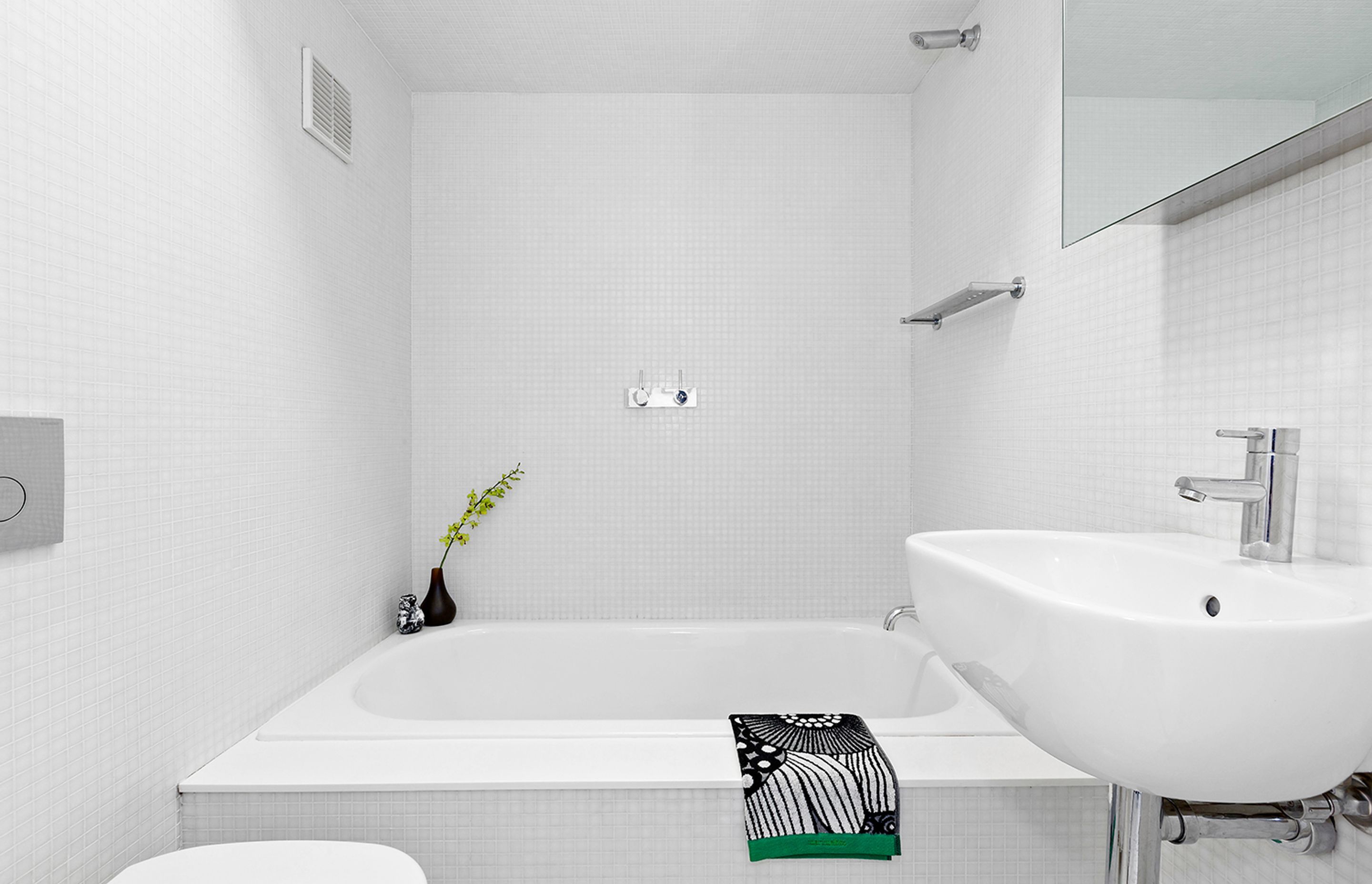 Bayview Apartment by Anton Kouzmin Architecture ArchiPro AU