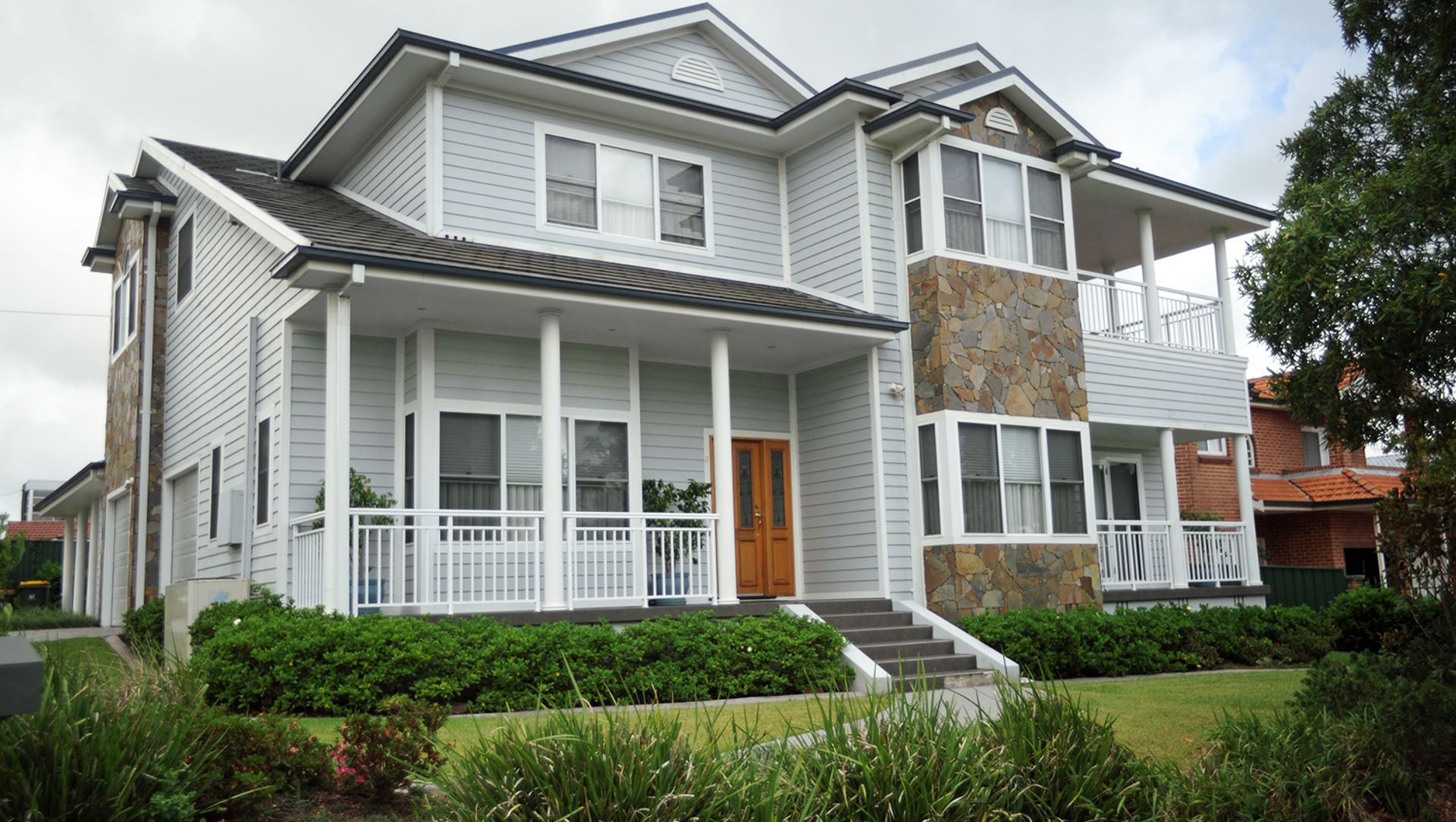 The Brays Road Residence banner