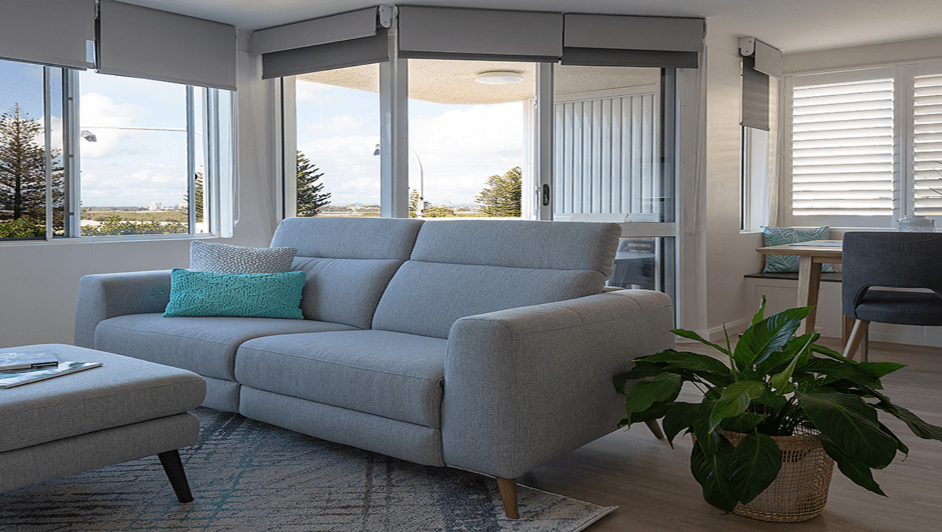 Bulcock Beach Unit Renovation banner