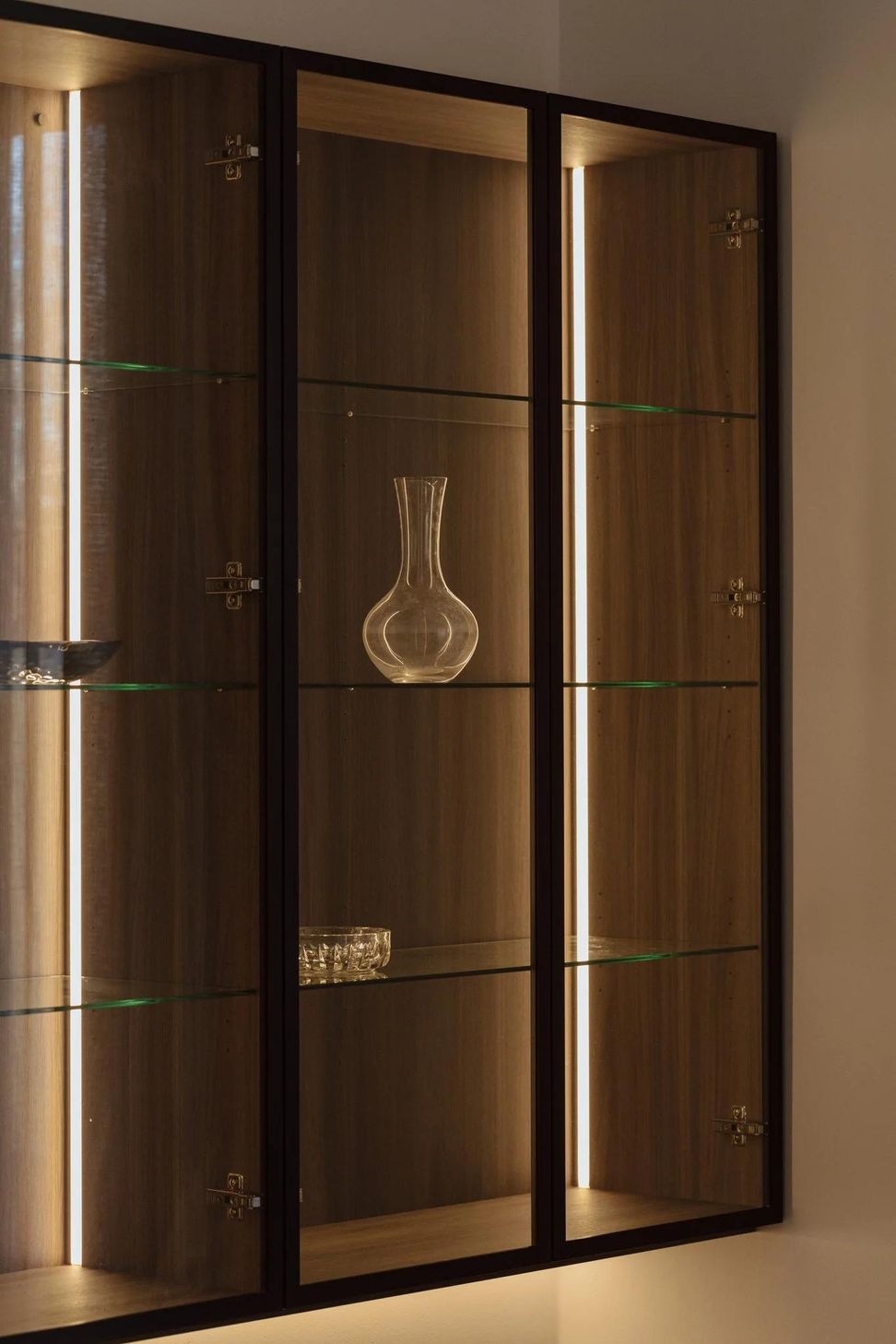 d8a2e4084f01d197ec31a99116ac605579992303-1365x2048.jpg