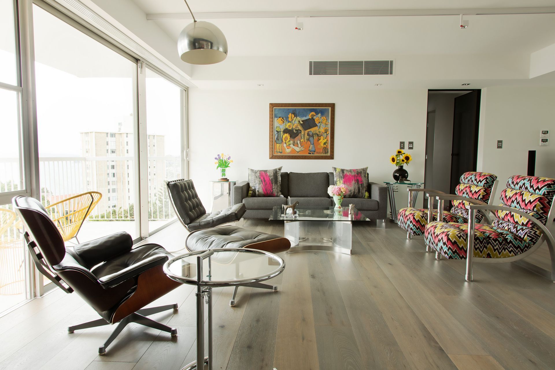 Darling Point Apartment