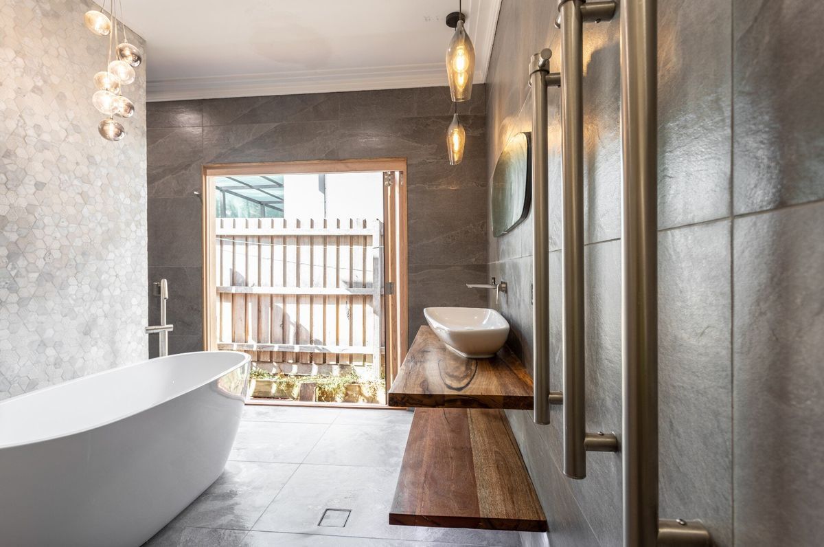 DEEPDENE - Terry St | Bathroom Renovation