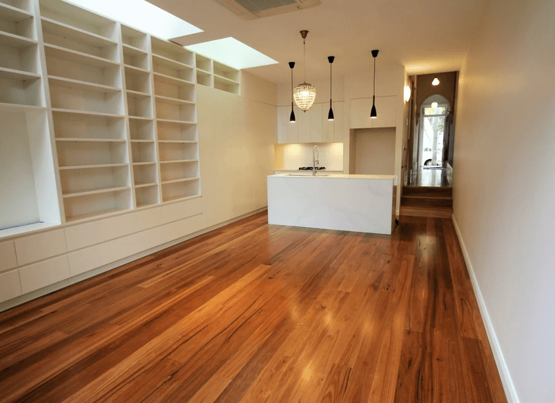 NEWTOWN, Leamington Ave