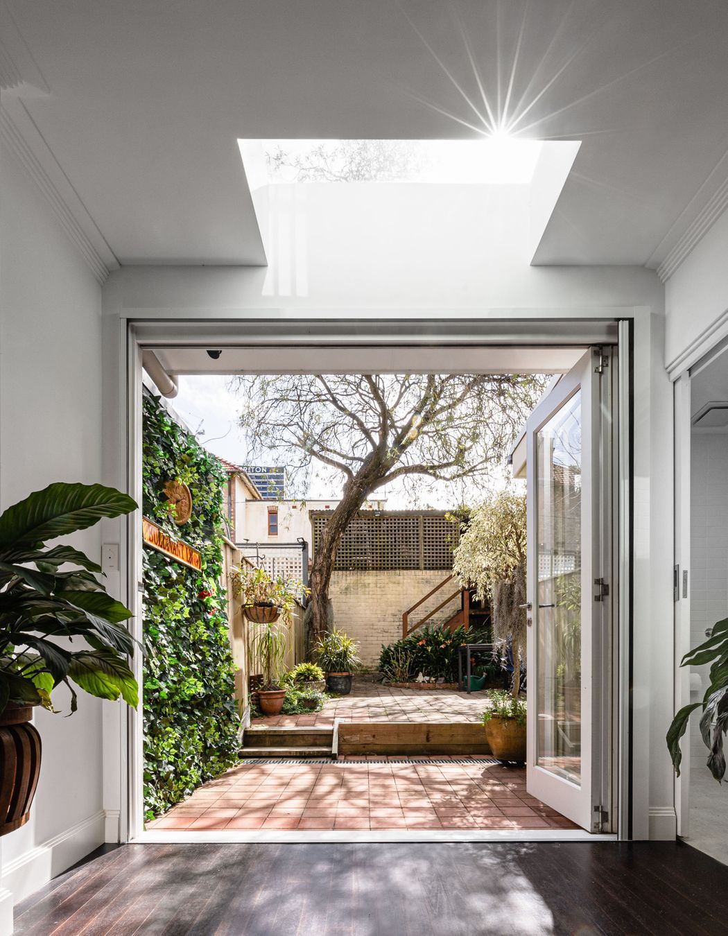 Lavender Street, Lavender Bay