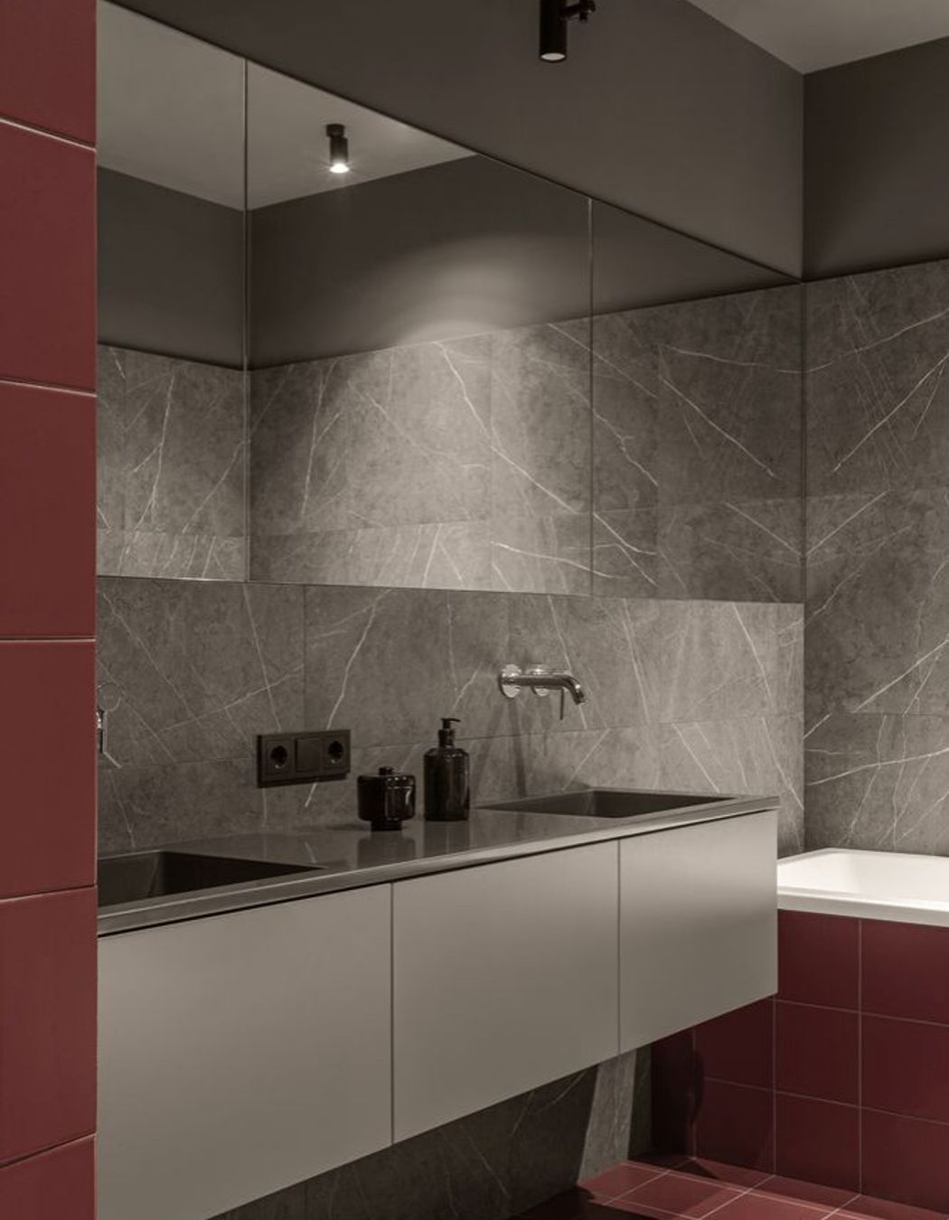 PERFECT BLEND OF FORM AND FUNCTION - FULL RENOVATION