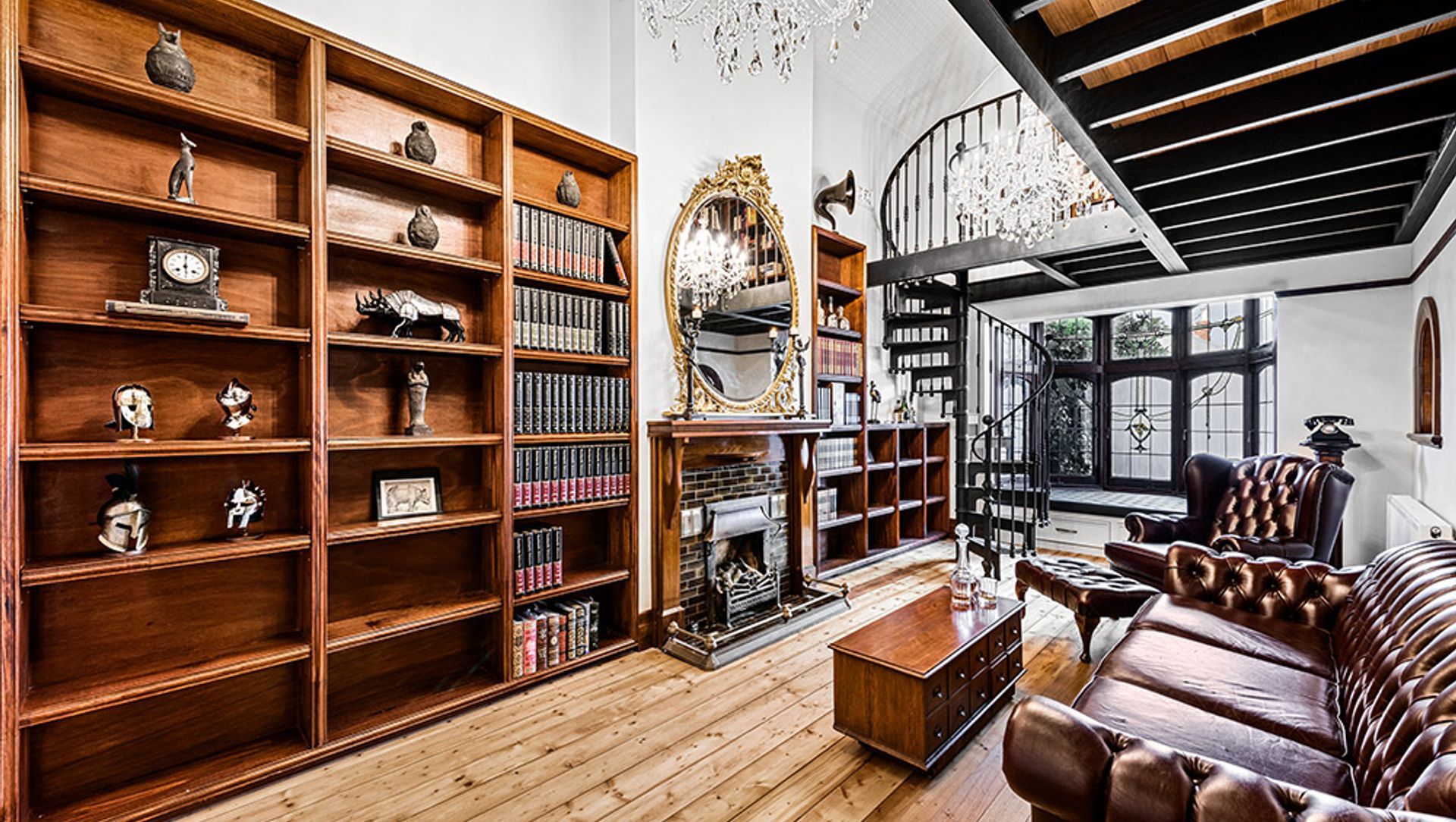 De Carle Library banner