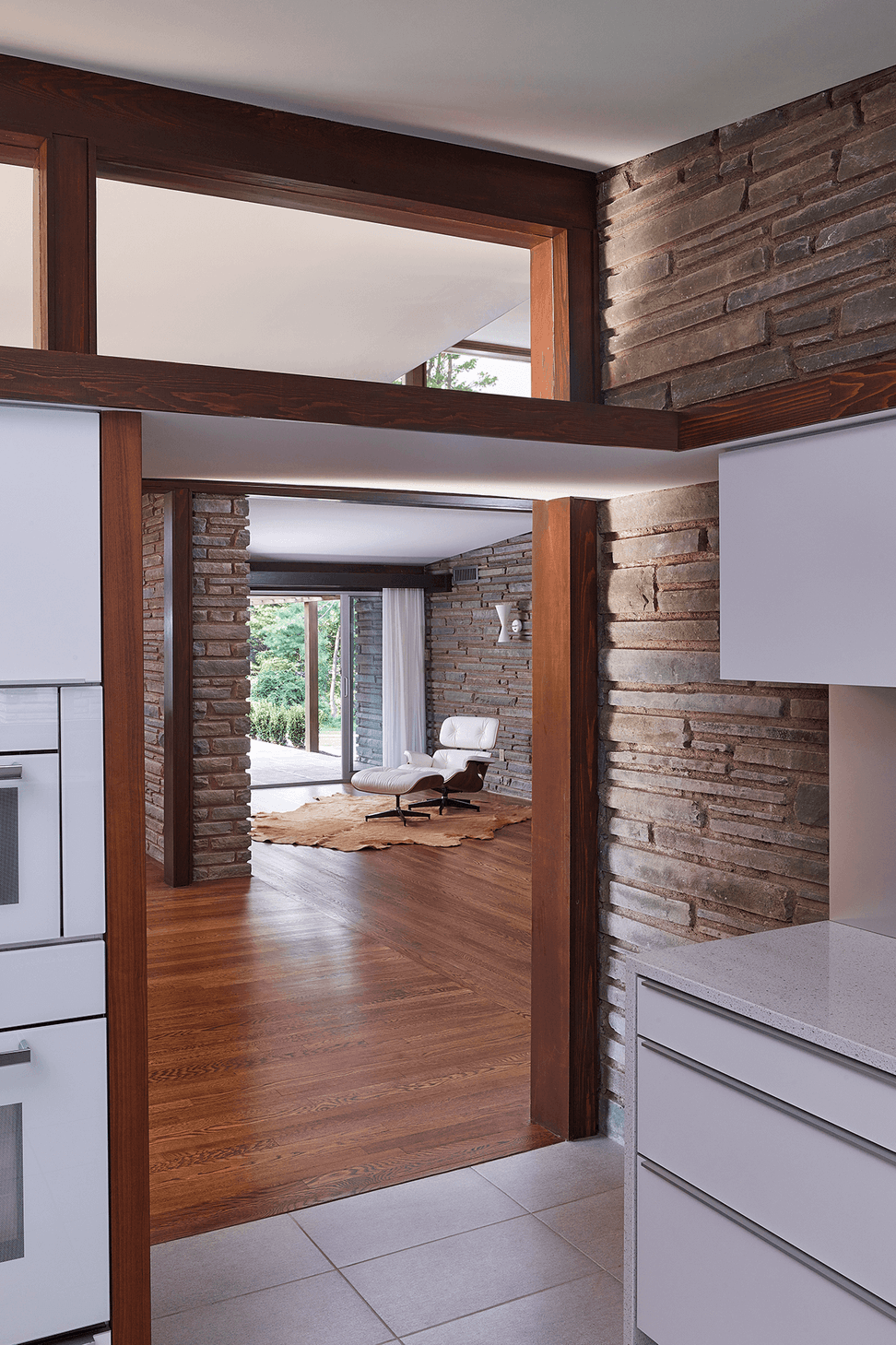 kYd-Kling-Midcentury-Renovation-08.png