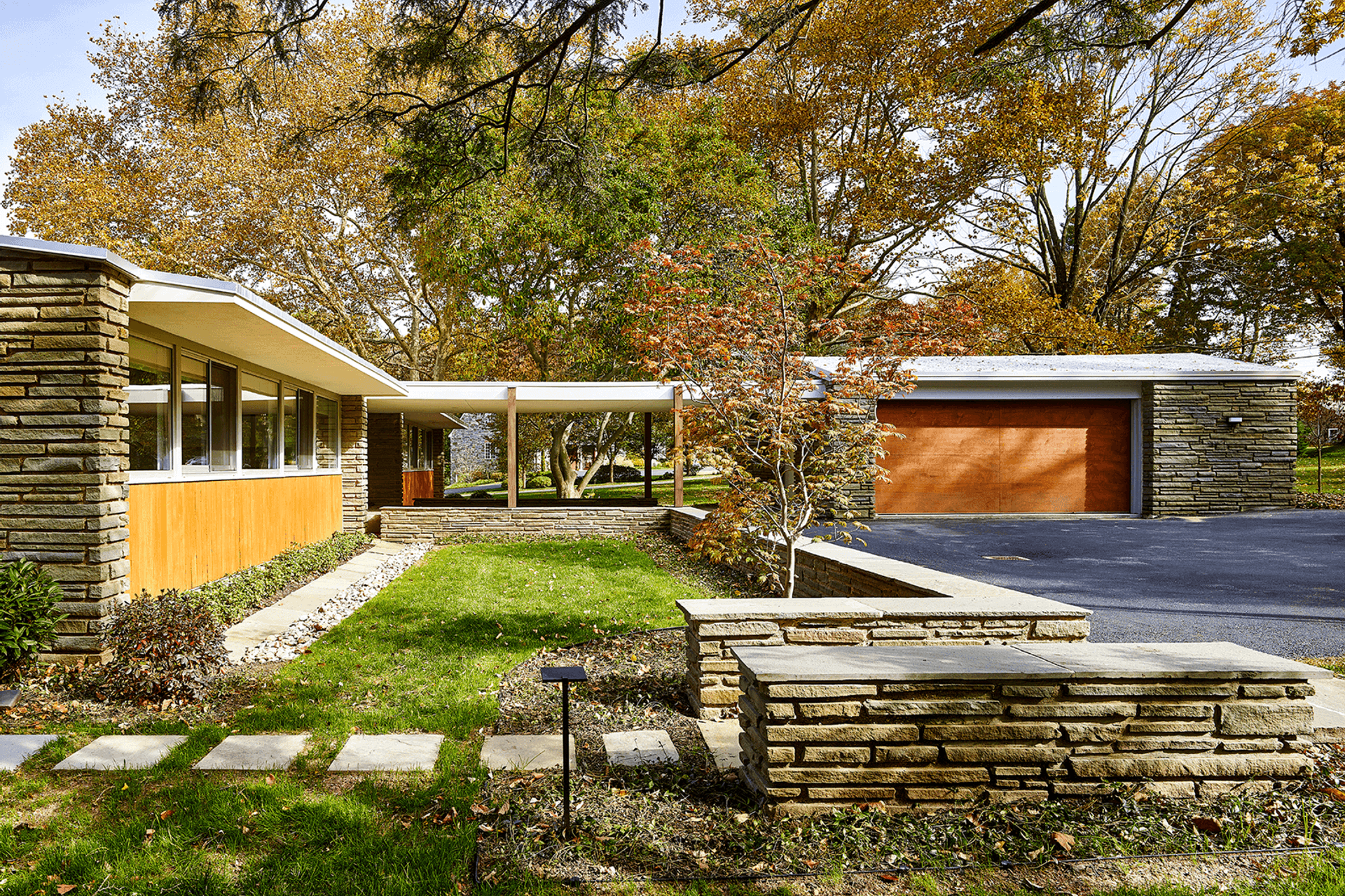 kYd-Kling-Midcentury-Renovation-18.png