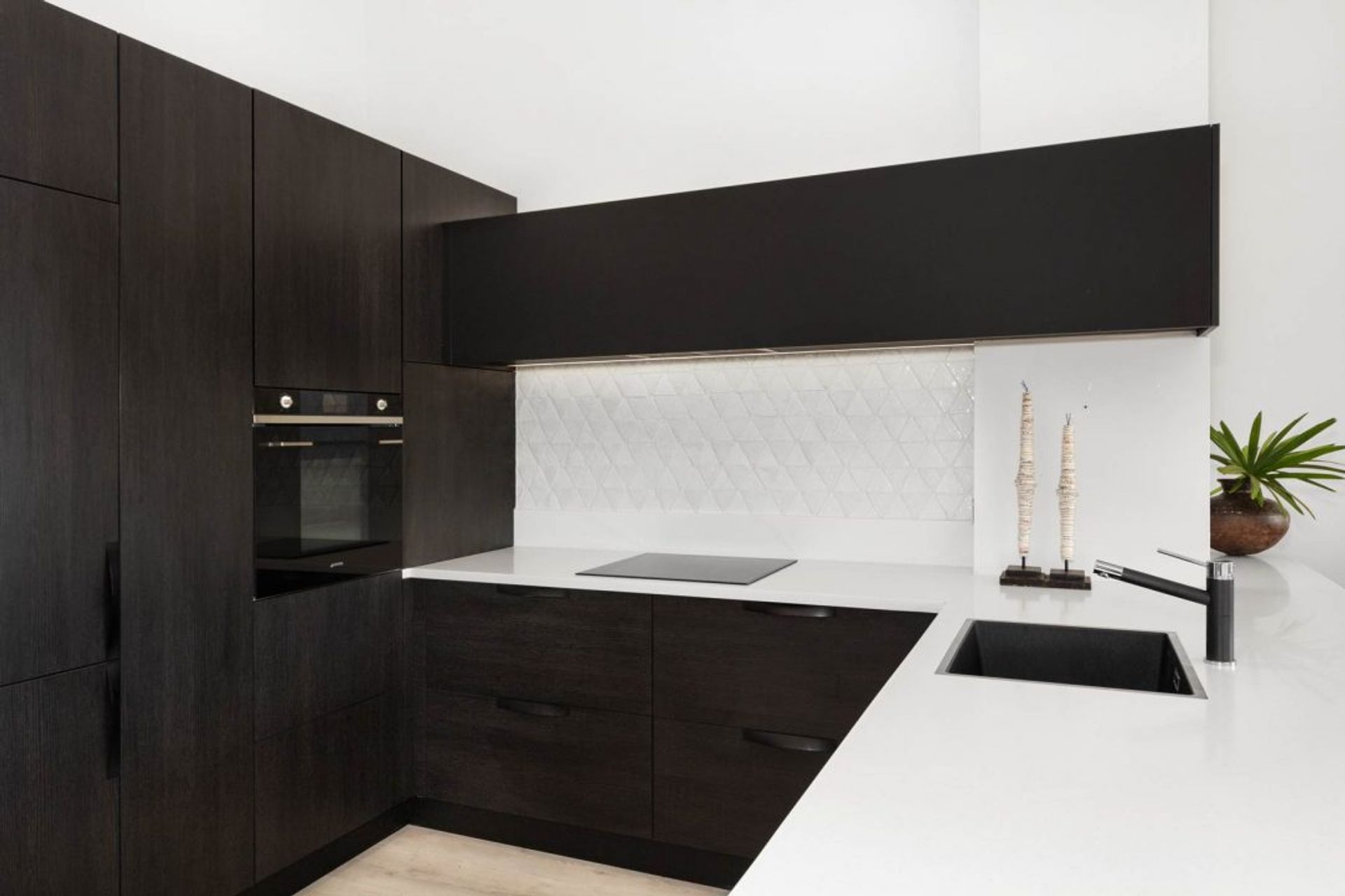 modern-kitchen-design-sydney-bosch-smeg-blanco-black-cabinets-white-benchtop-3a-1084x723.jpg
