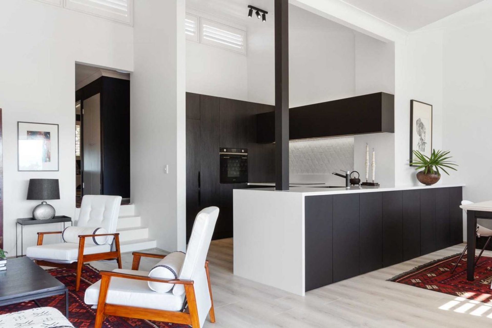 modern-kitchen-design-sydney-bosch-smeg-blanco-black-cabinets-white-benchtop-6b-1084x723.jpg