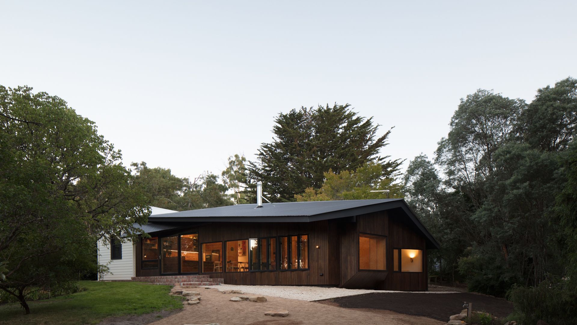 Shadow Cottage Daylesford banner