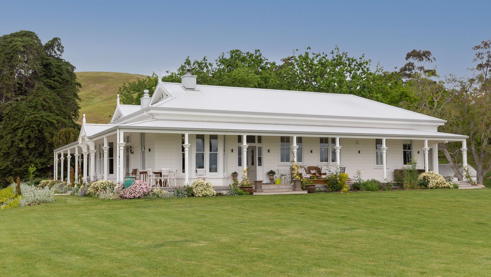 Villa Restoration banner