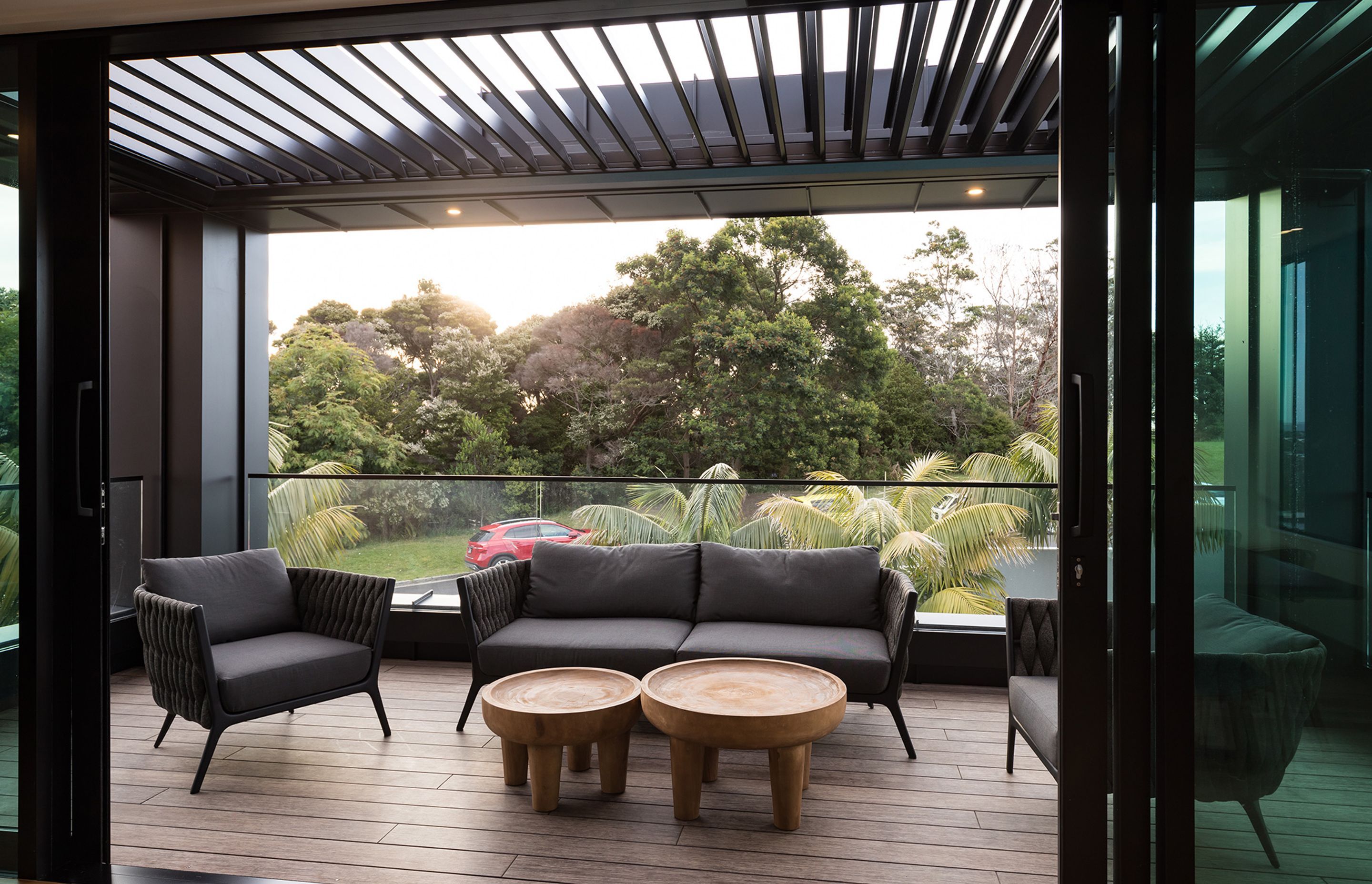 Part of the structural upgrades to the property included substantial foundations and steel beams to accommodate the new outdoor room, which is cantilevered out from the living area.