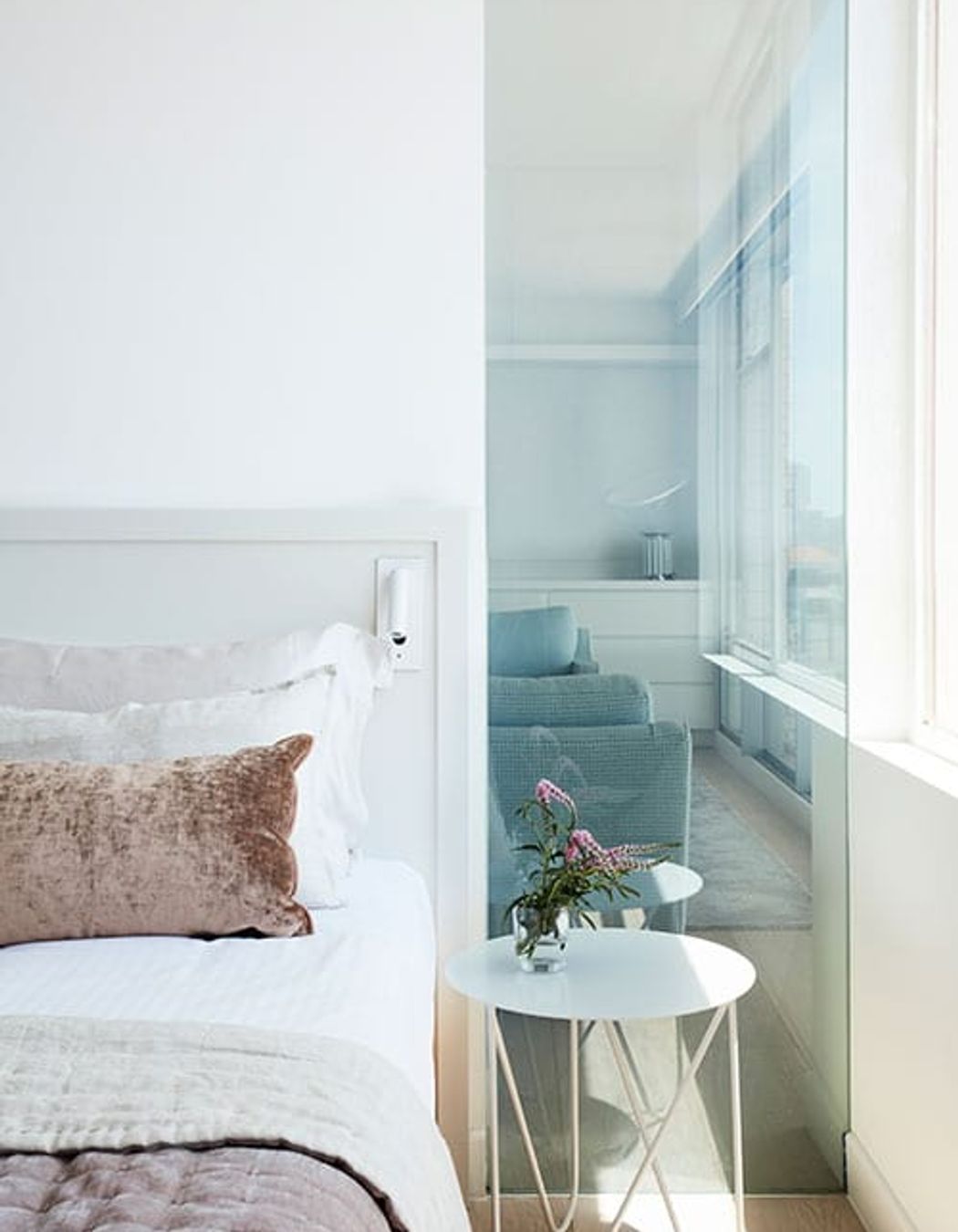 Elizabeth Bay Apartment