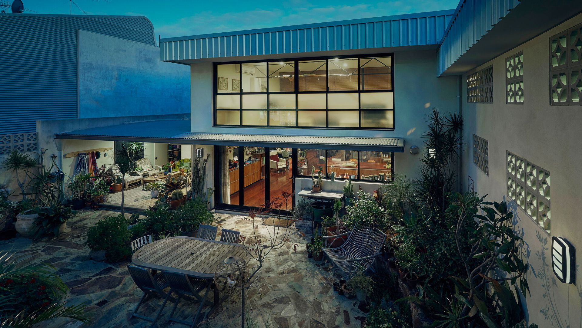 Kitschen Warehouse banner