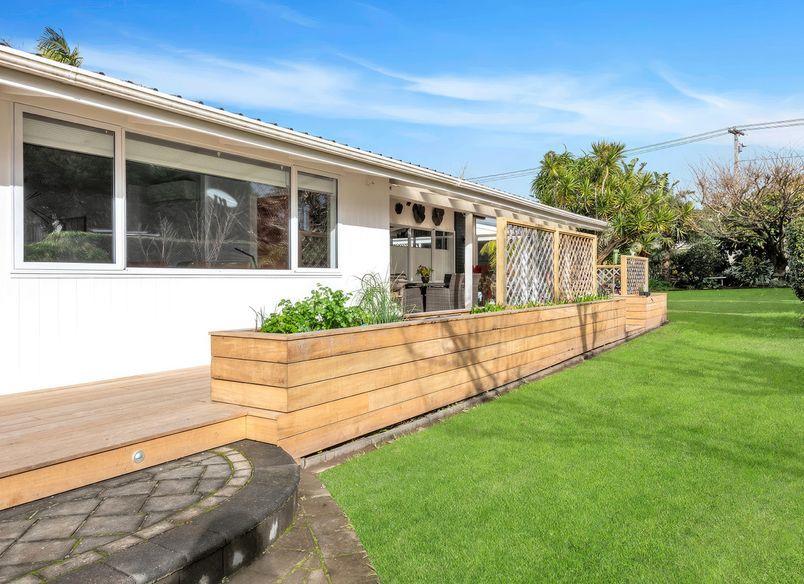 Beachlands Extension & Renovation