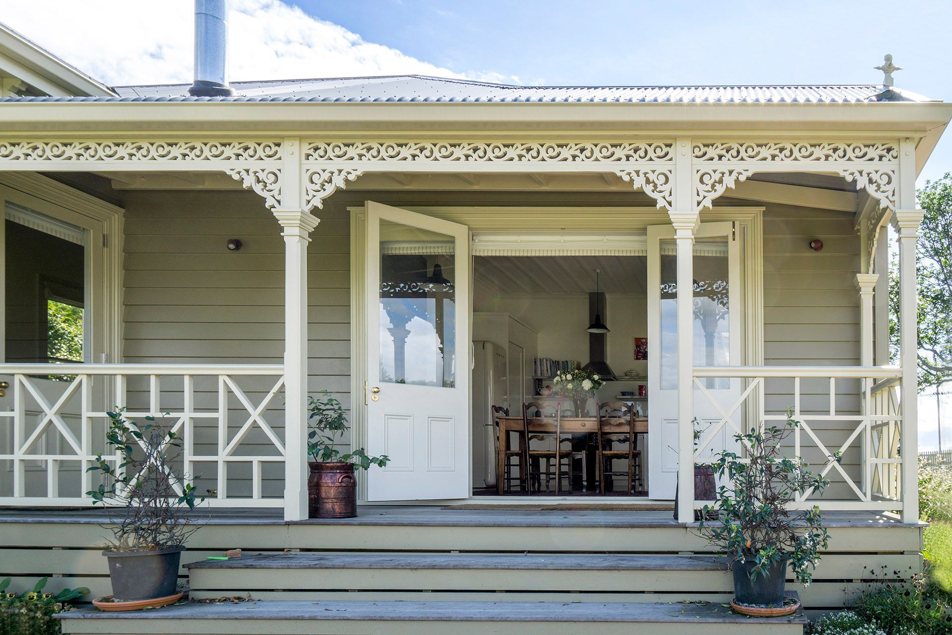 Ormiston Road, Whitford