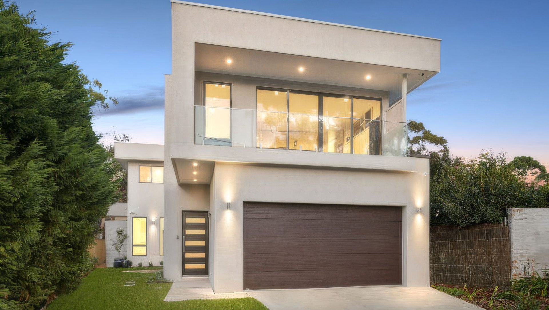 Box Modern, Castle Cove banner