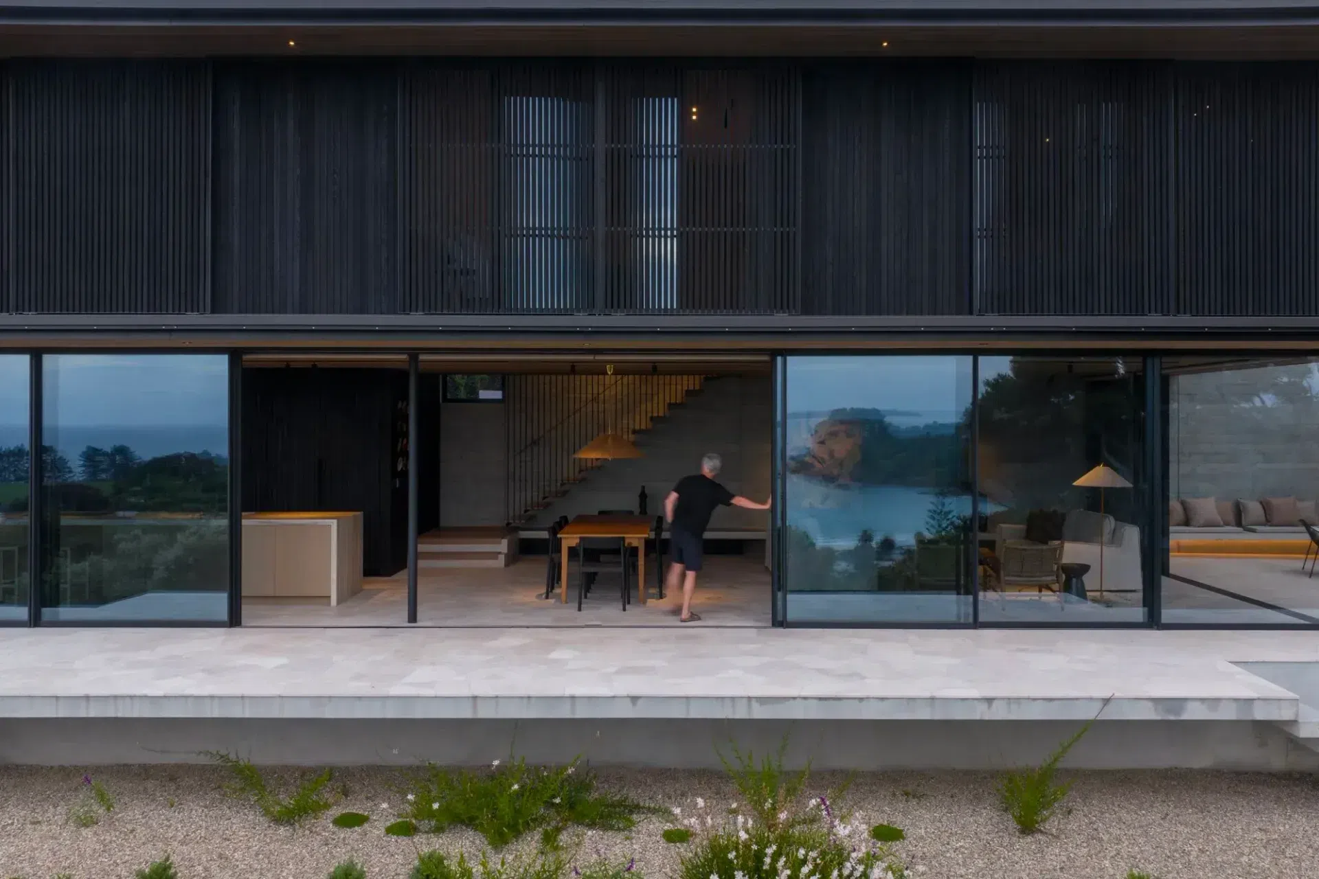 M4JulianGuthrieWaiheke0686.webp
