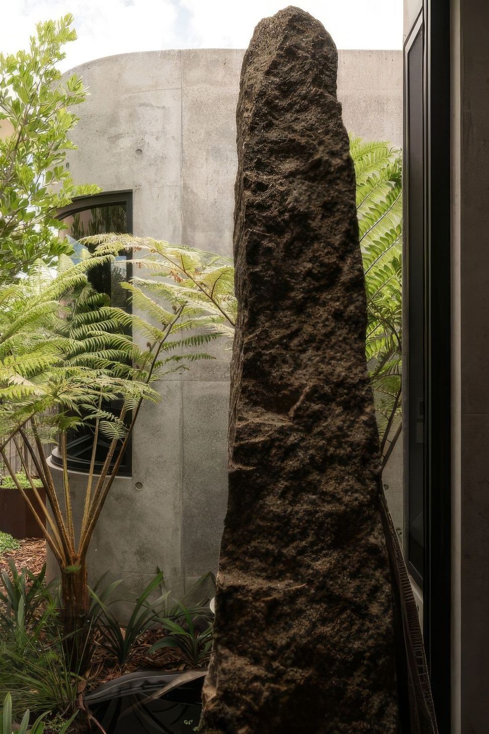 Shower-and-garden-details-ensuite-DR-Bat-Cave-511x767-upscaled-by-Replicate.jpg