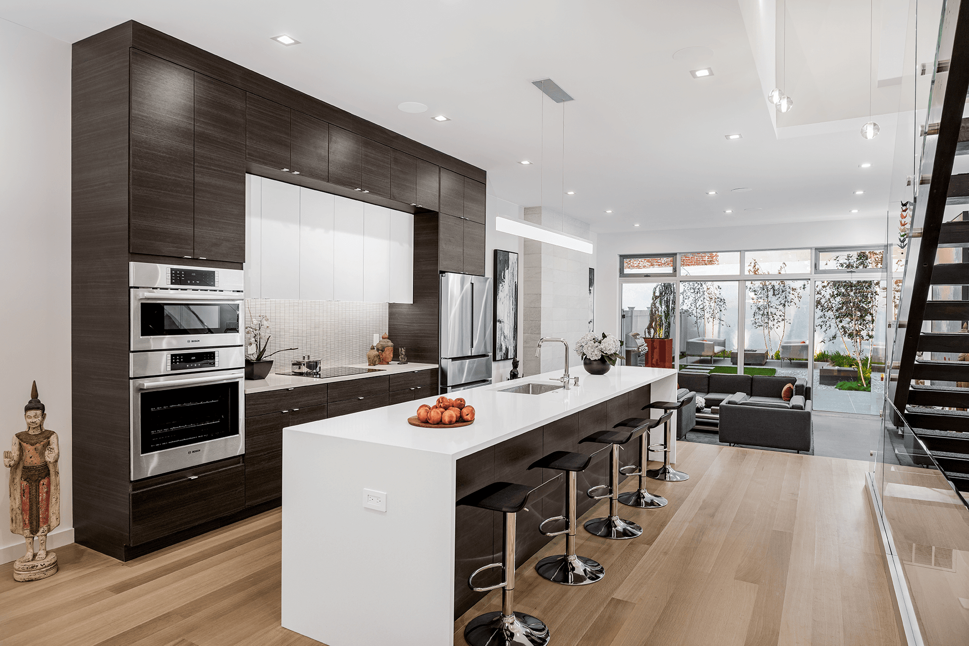 kYd-Bella-Vista-Town-House-04.png