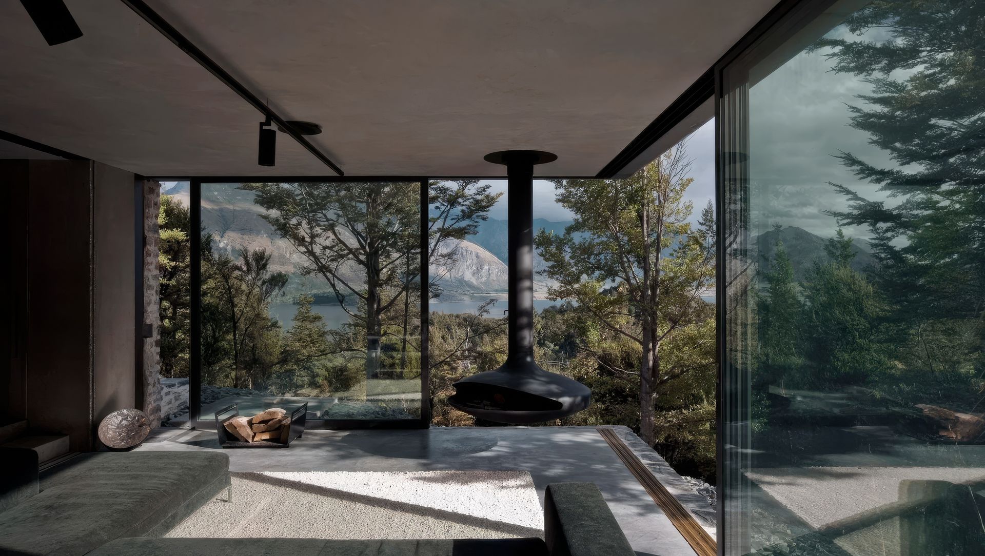 Mountain Retreat banner